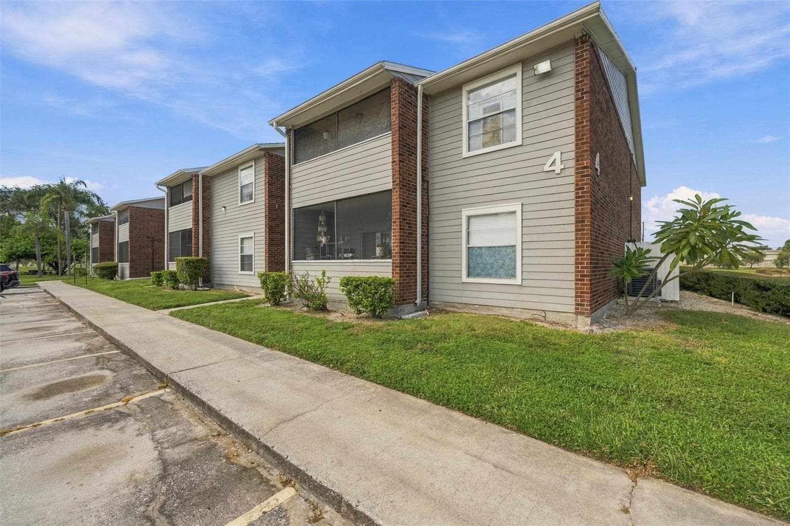 1400 GANDY BLVD N #416