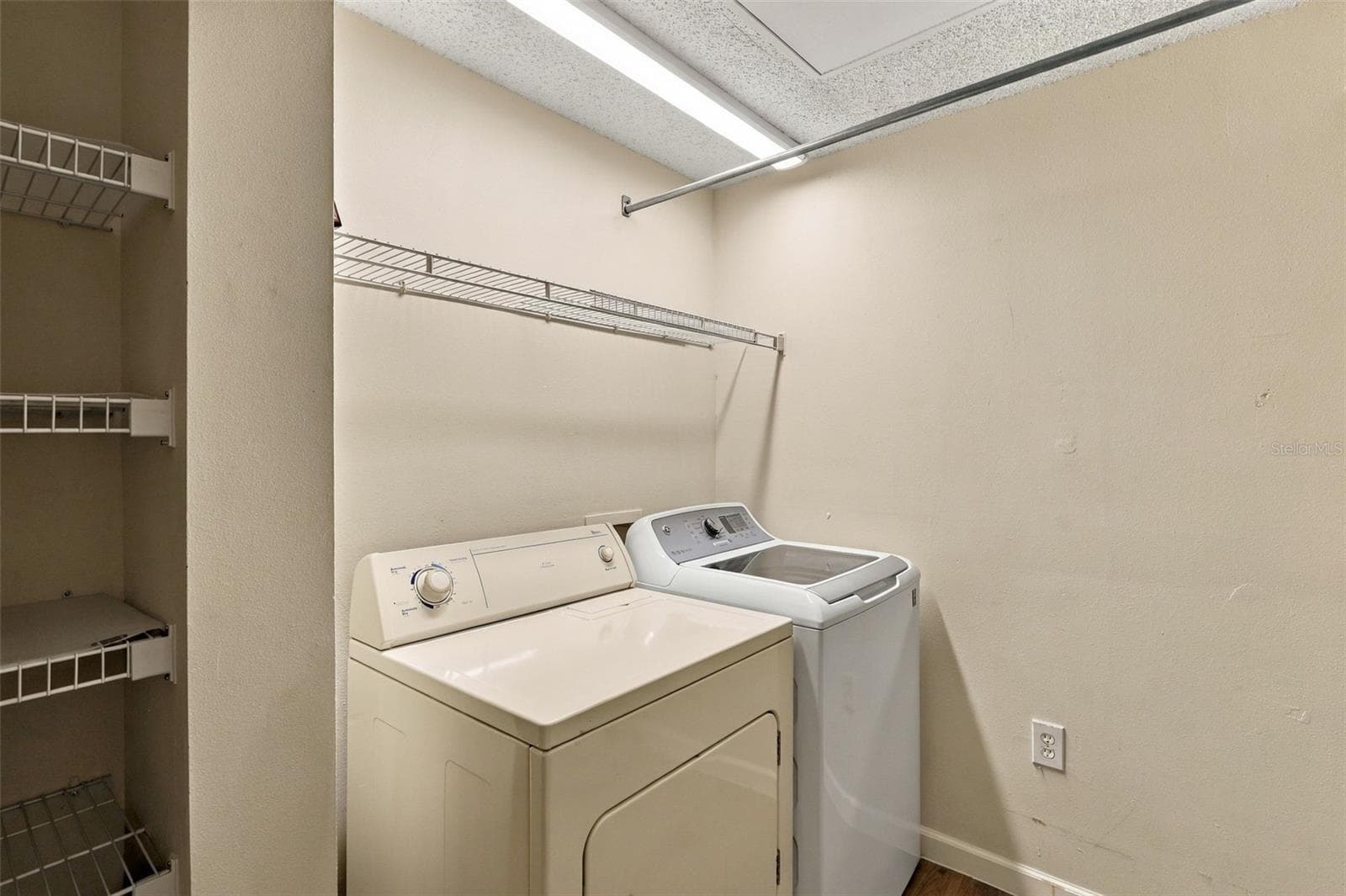 Condominium at 12106 POPPY FIELD LN #106, ORLANDO, photo 20 of 33