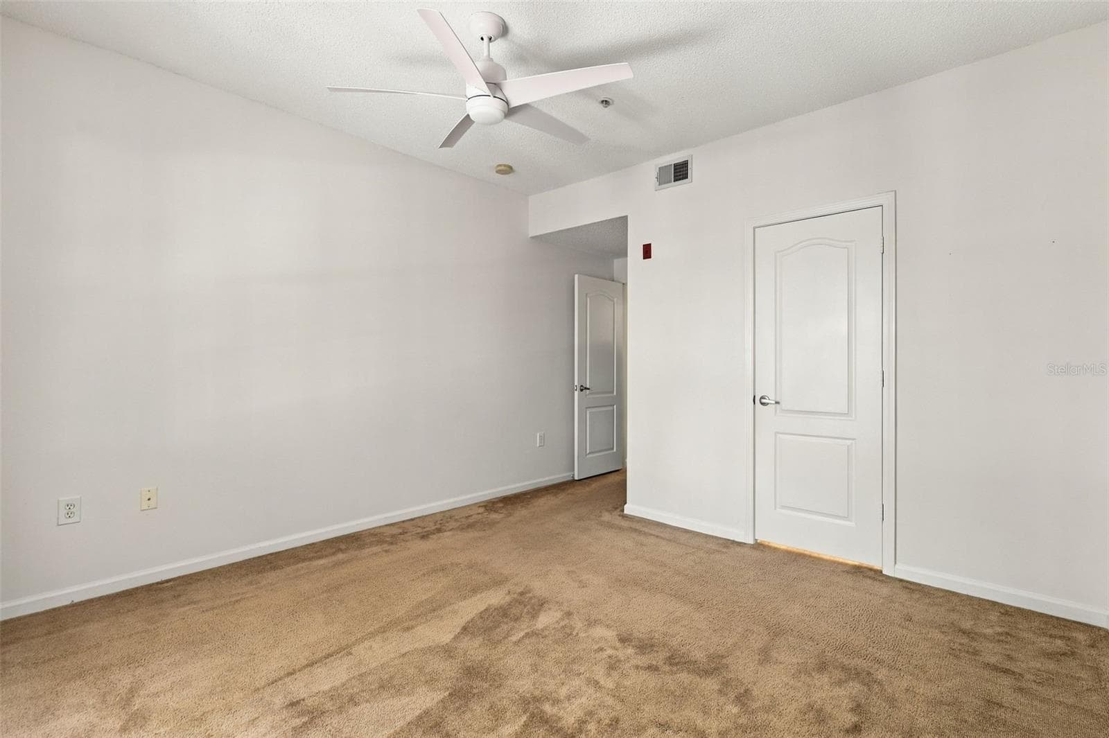 Owner's Bedroom - 12106 POPPY FIELD LN #106, ORLANDO