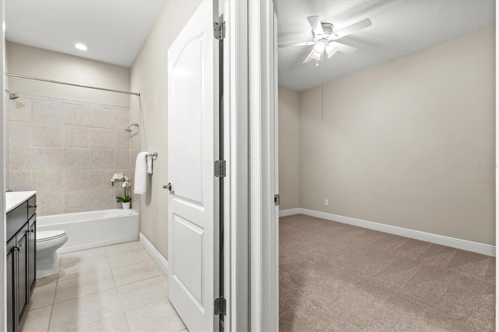 2nd Bath - 3031 SKY BLUE CV, BRADENTON