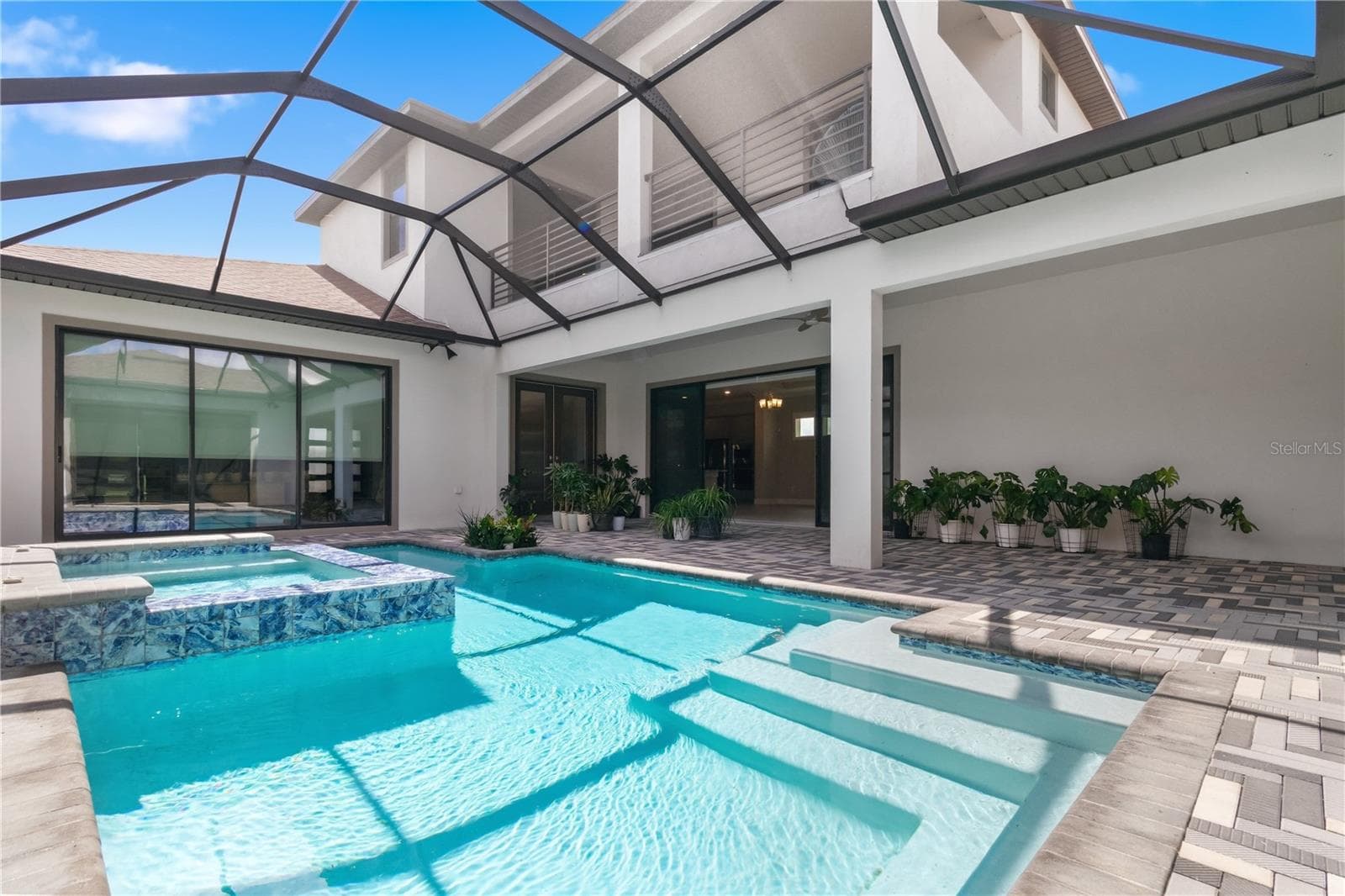 Heated saltwater pool - 10770 TORCHWOOD SEA WAY, SAN ANTONIO