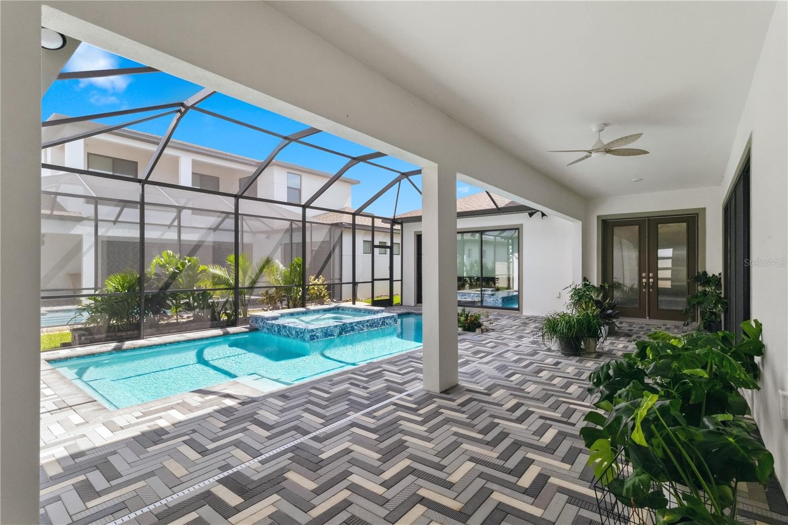 Heated saltwater pool - 10770 TORCHWOOD SEA WAY, SAN ANTONIO