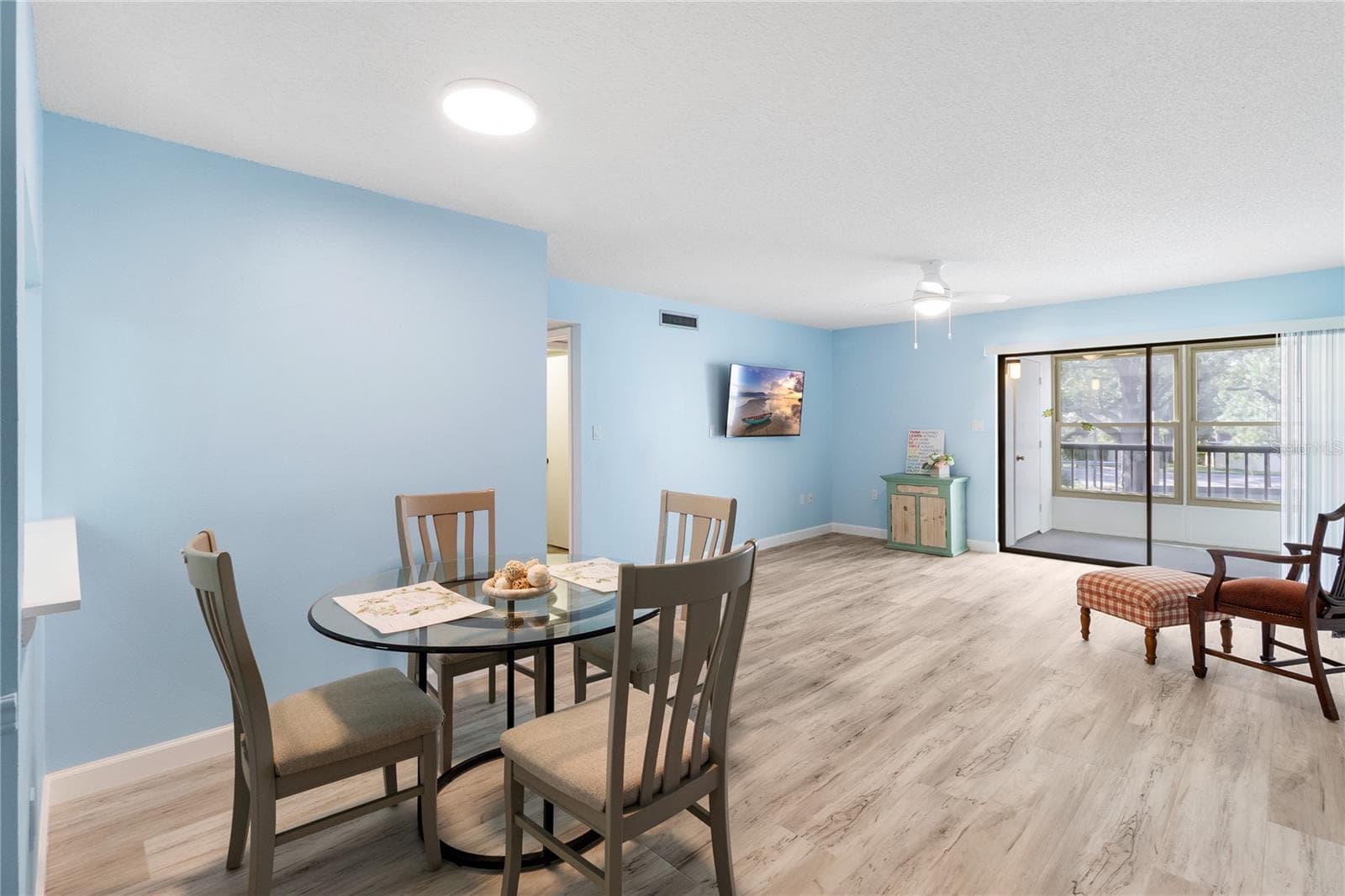 Condominium at 2650 COUNTRYSIDE BLVD #F202, CLEARWATER, photo 5 of 27