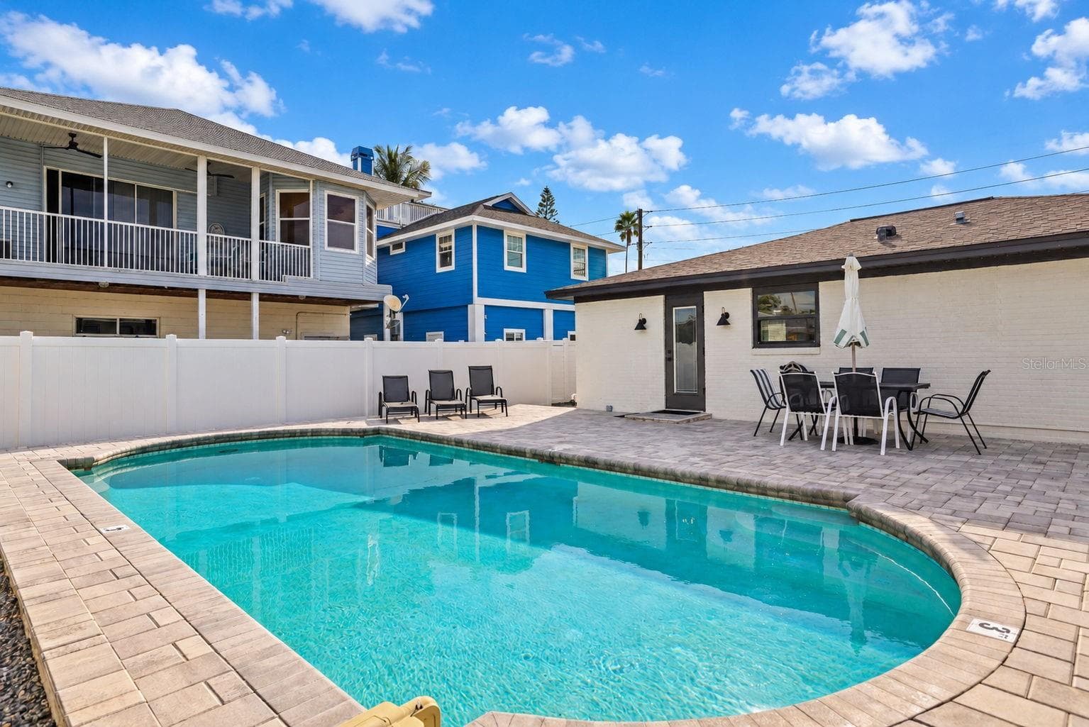 Single Family Residence at 170 145TH AVE E, MADEIRA BEACH, photo 32 of 44