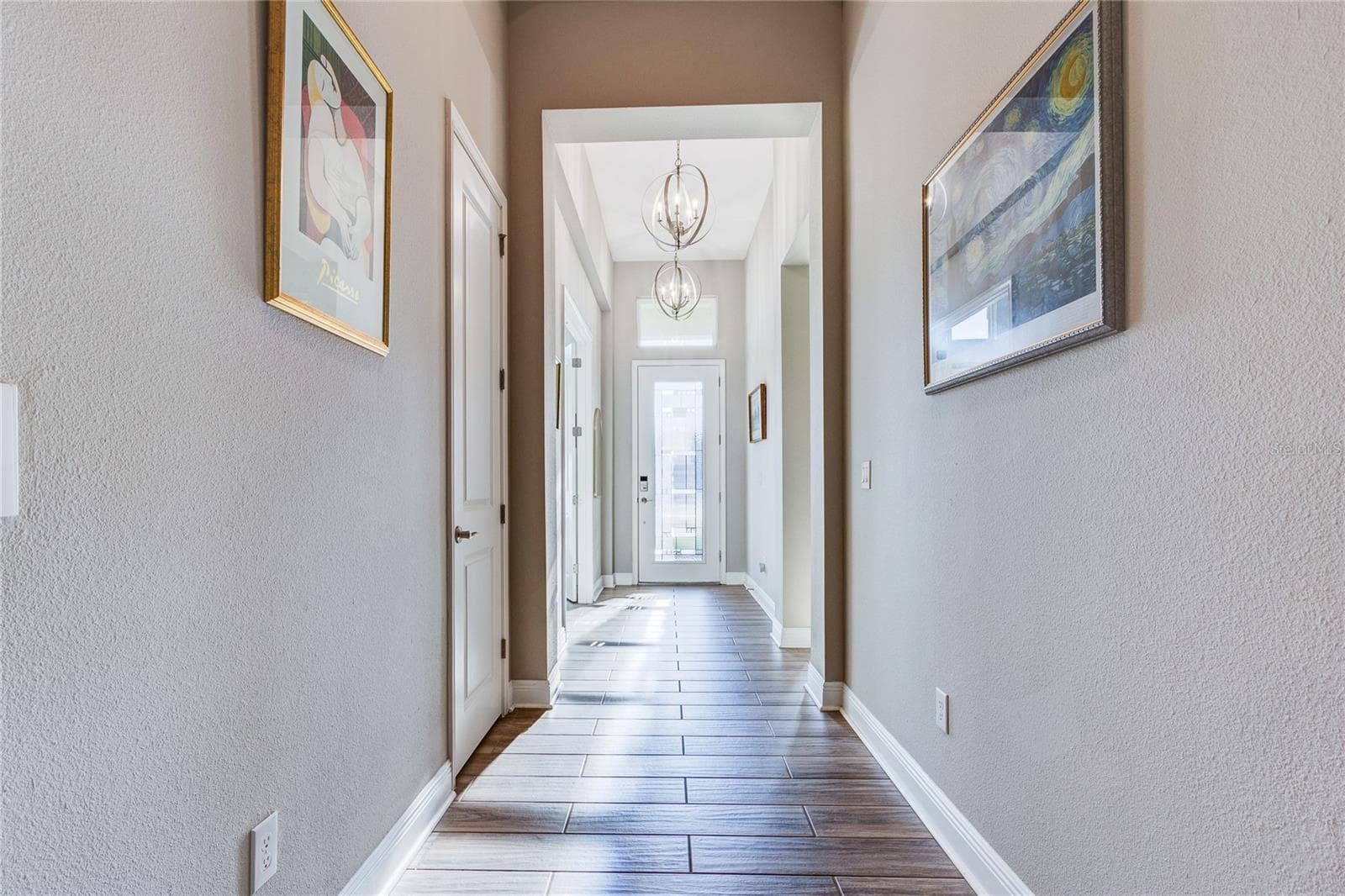 Sleek entry! - 13303 TRAILING MOSS DR, DADE CITY
