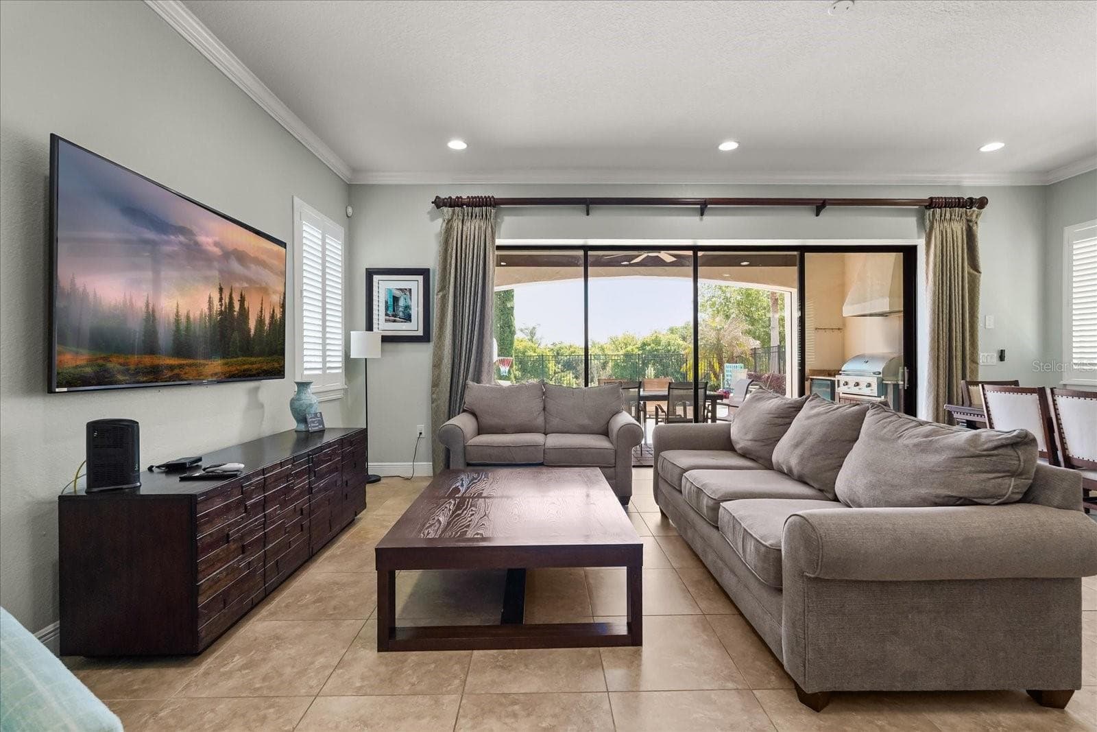 Single Family Residence at 1097 CASTLE PINES CT, KISSIMMEE, photo 9 of 55