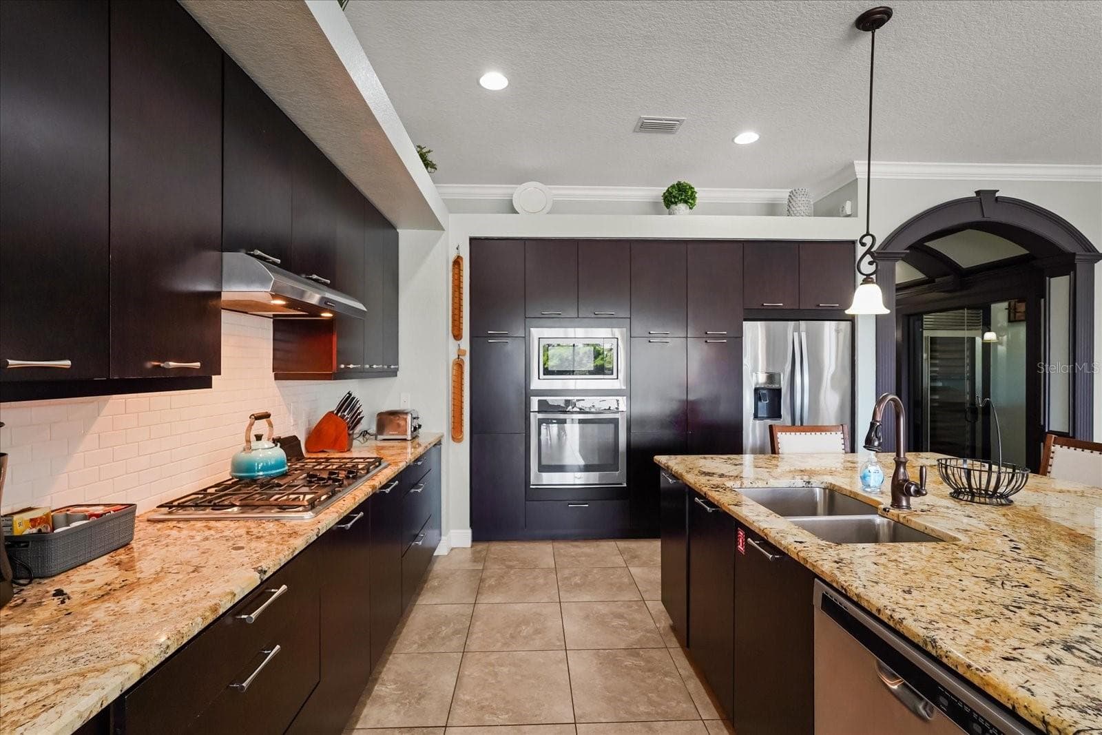 Single Family Residence at 1097 CASTLE PINES CT, KISSIMMEE, photo 17 of 55