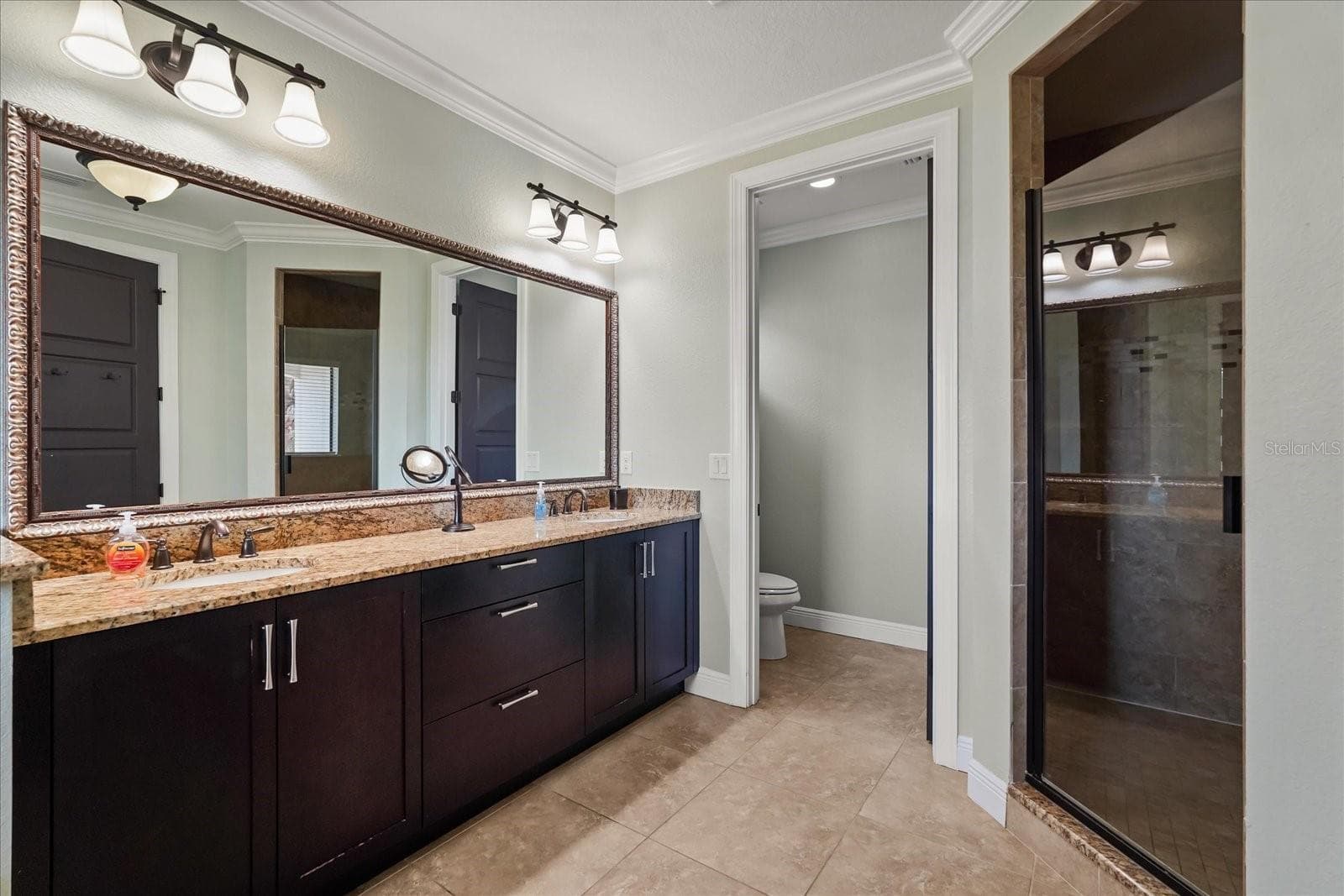 Single Family Residence at 1097 CASTLE PINES CT, KISSIMMEE, photo 32 of 55