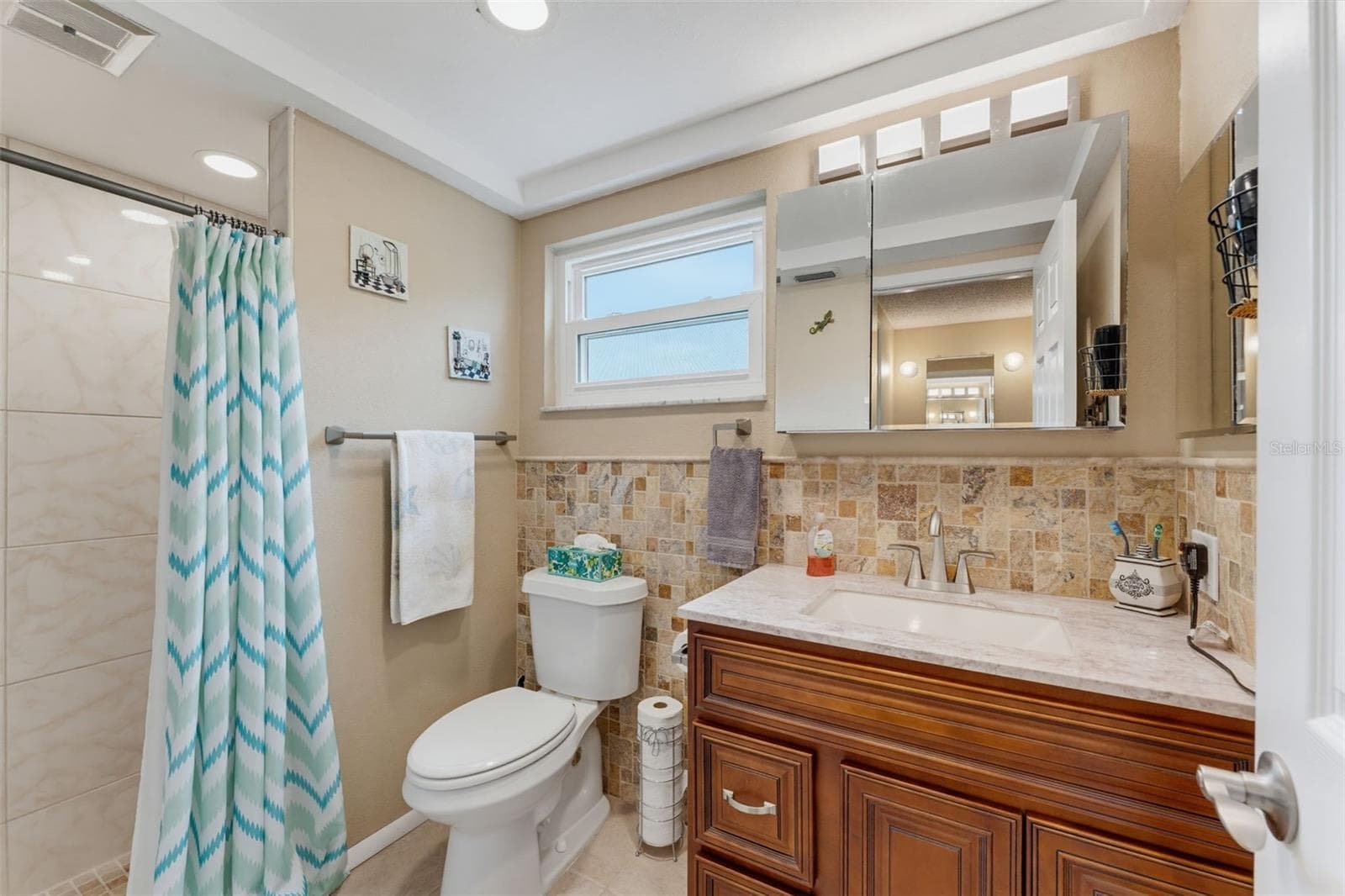 Single Family Residence at 8210 VALLEY STREAM LN, HUDSON, photo 43 of 78