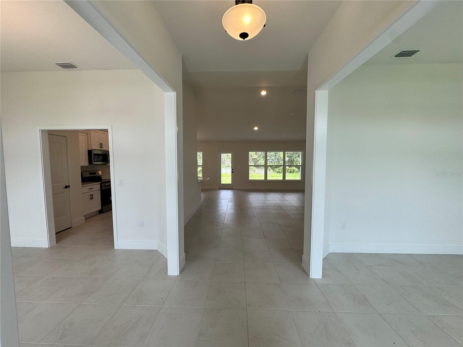Single Family Residence at 4733 LACOCO ST., NORTH PORT, photo 2 of 17