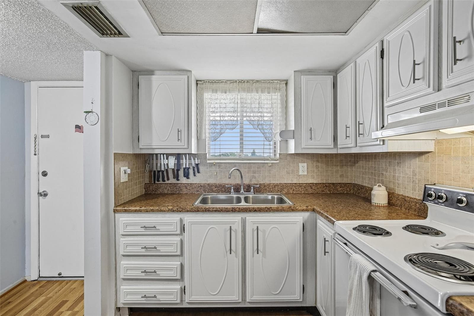 Condominium at 801 83RD AVE N #511, ST PETERSBURG, photo 15 of 35