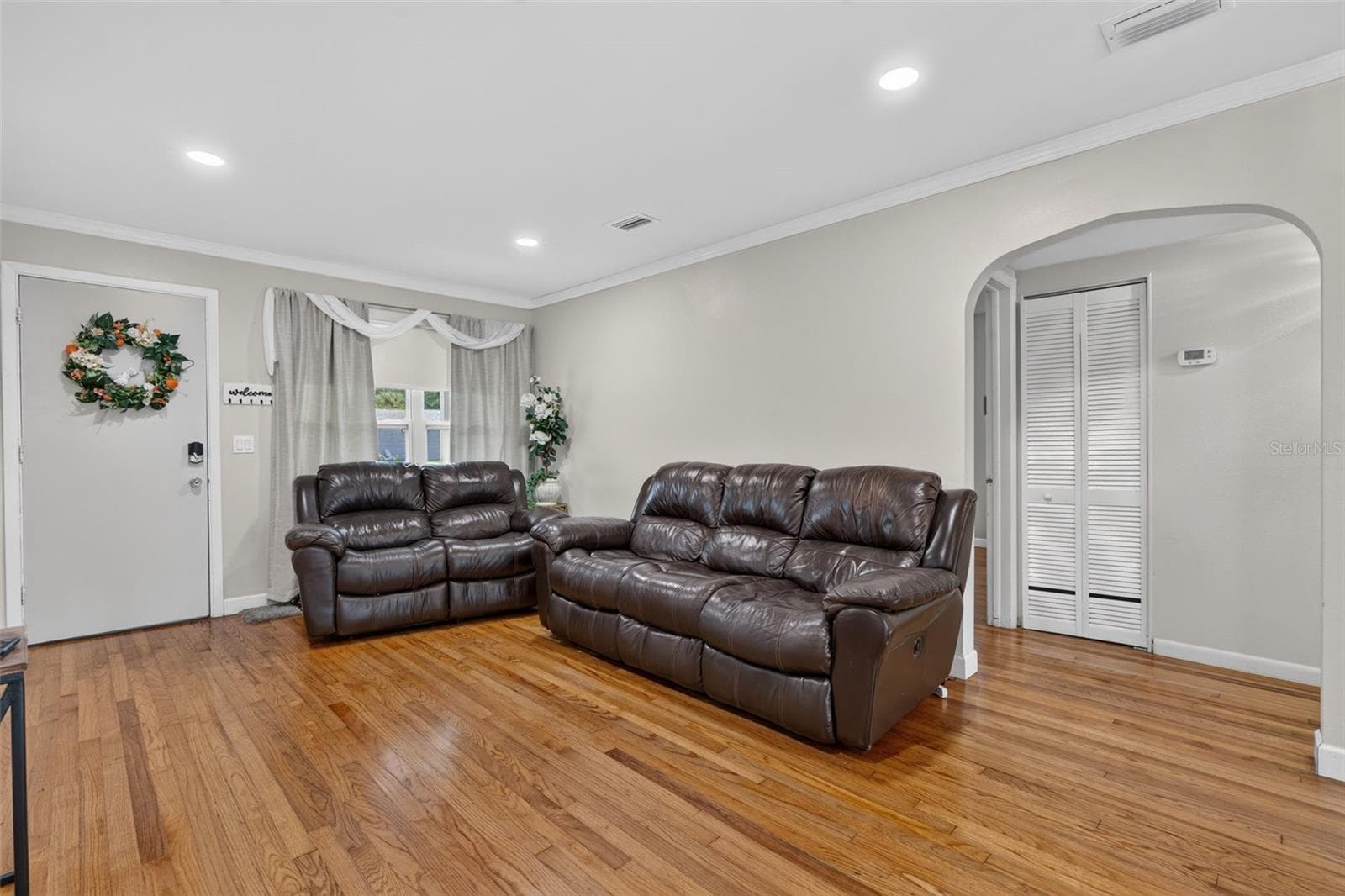 Single Family Residence at 519 NORFOLK ST, DUNEDIN, photo 9 of 29