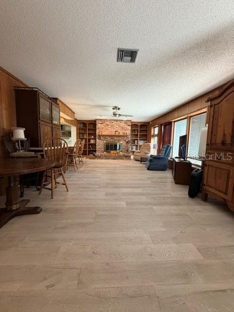 LIVING ROOM - 3513 MARWOOD DR, ORLANDO