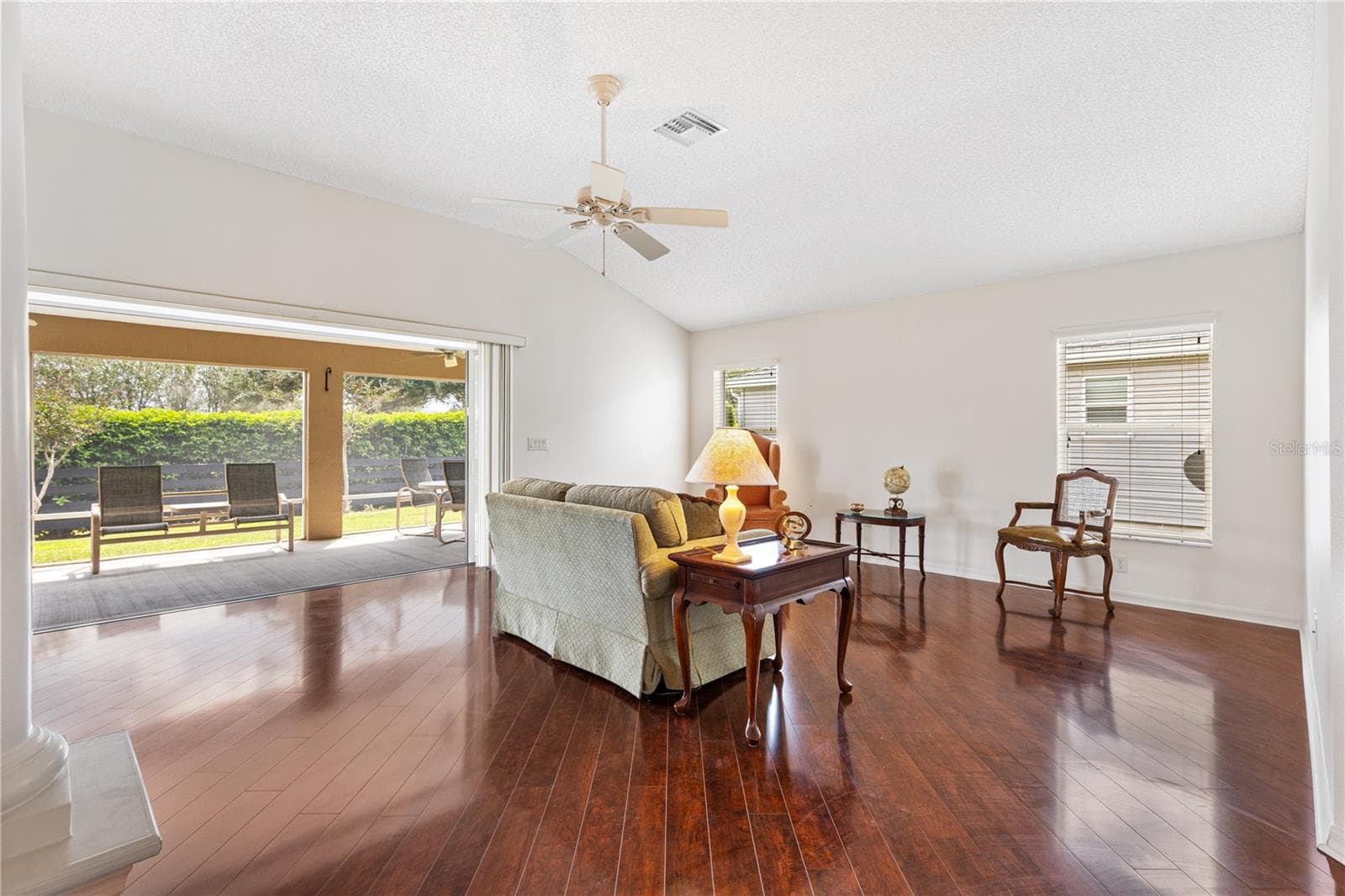 LIVING ROOM VIEW - 1318 GREENVILLE WAY, THE VILLAGES
