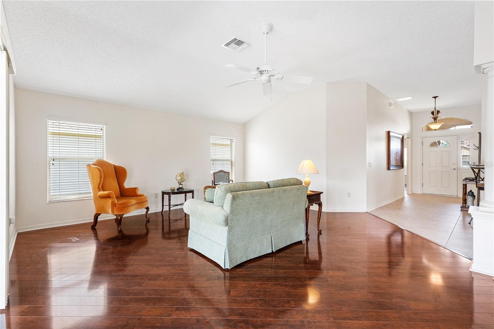 LIVING ROOM VIEW - 1318 GREENVILLE WAY, THE VILLAGES