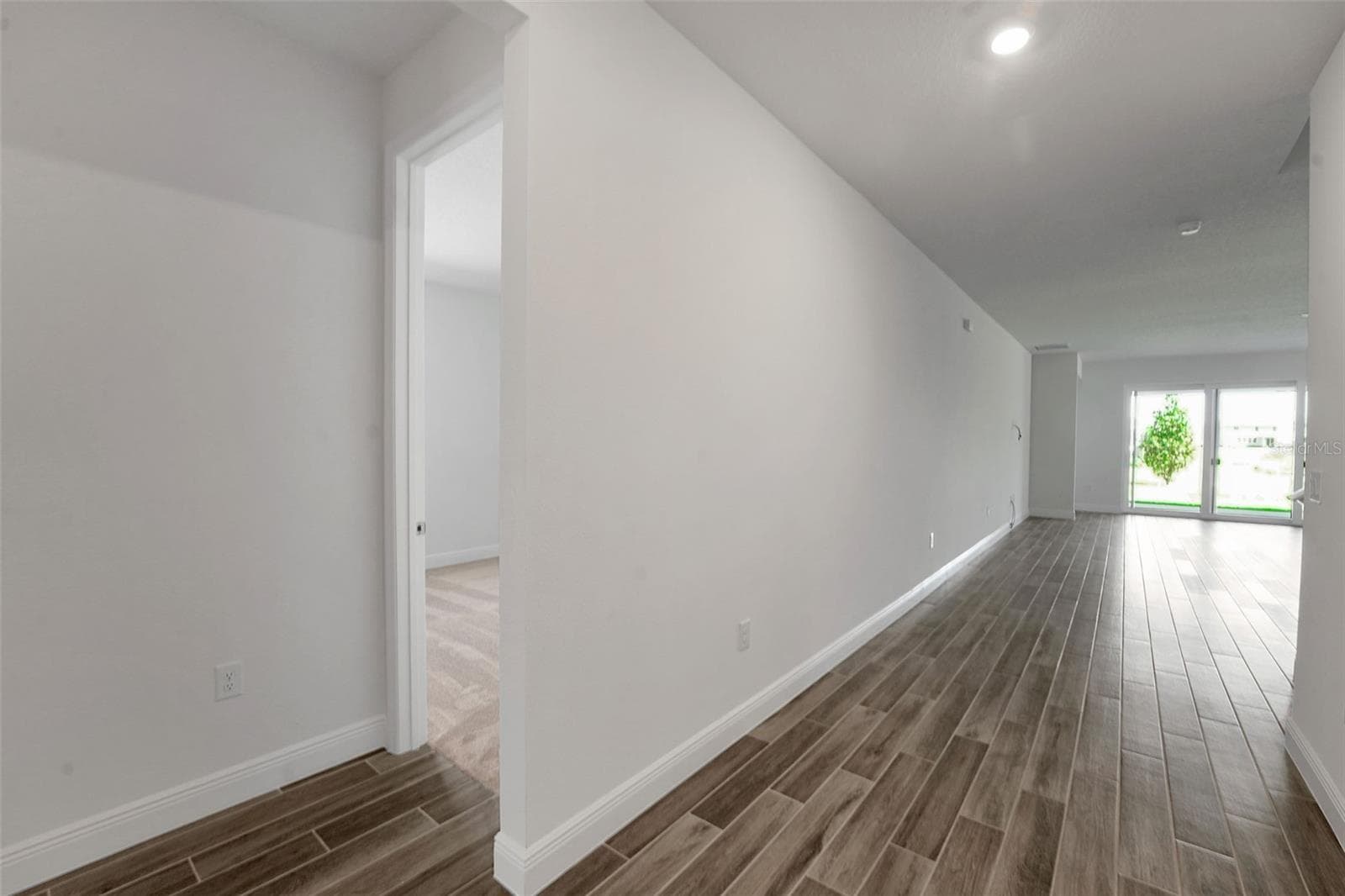 Single Family Residence at 17546 VALLEYWOOD PKWY, LAND O LAKES, photo 5 of 35