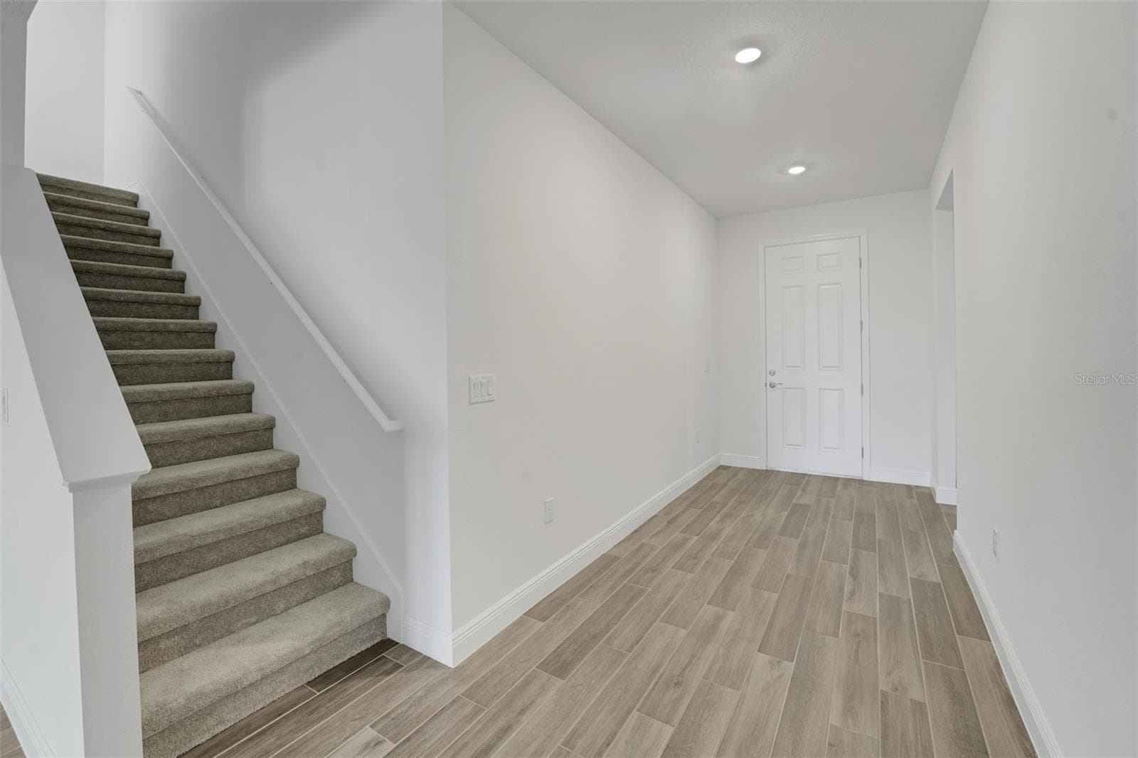 Single Family Residence at 17546 VALLEYWOOD PKWY, LAND O LAKES, photo 10 of 35
