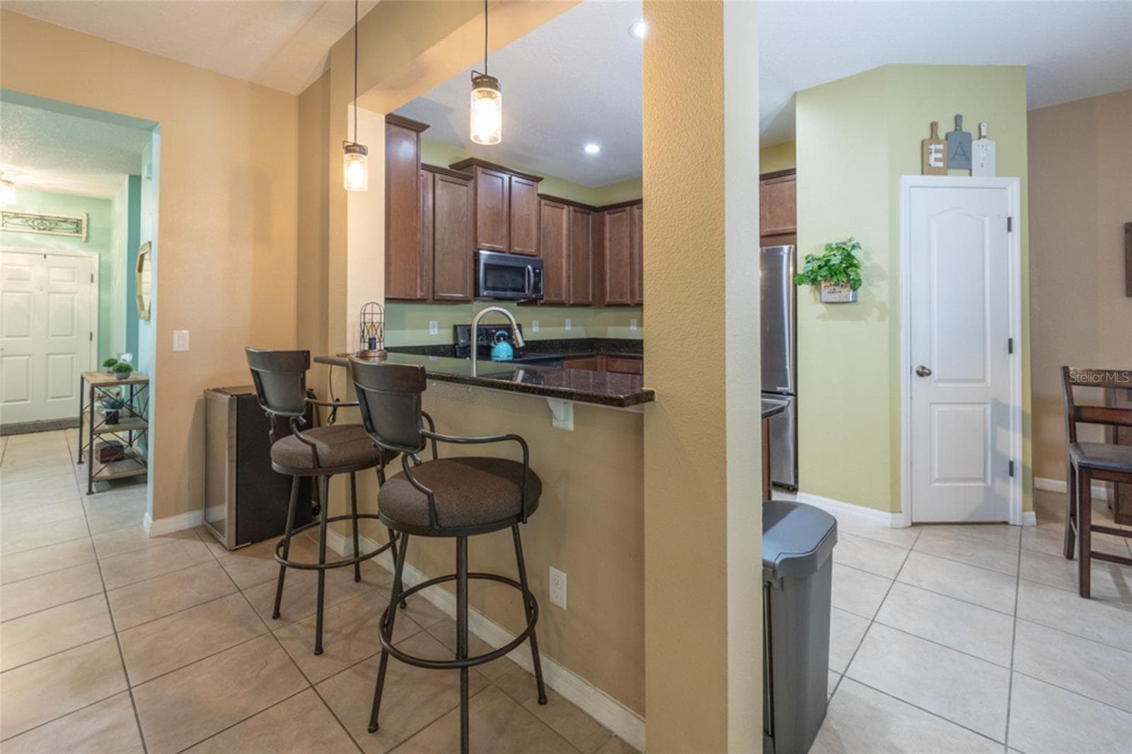 Single Family Residence at 616 PREAKNESS CIR, DELAND, photo 5 of 37
