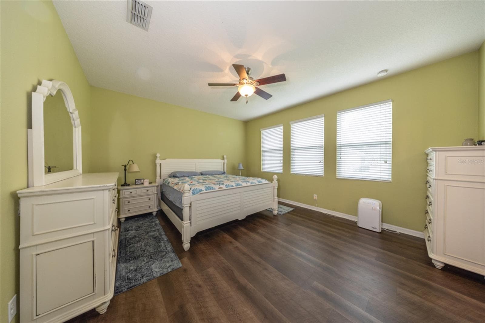 Single Family Residence at 616 PREAKNESS CIR, DELAND, photo 13 of 37