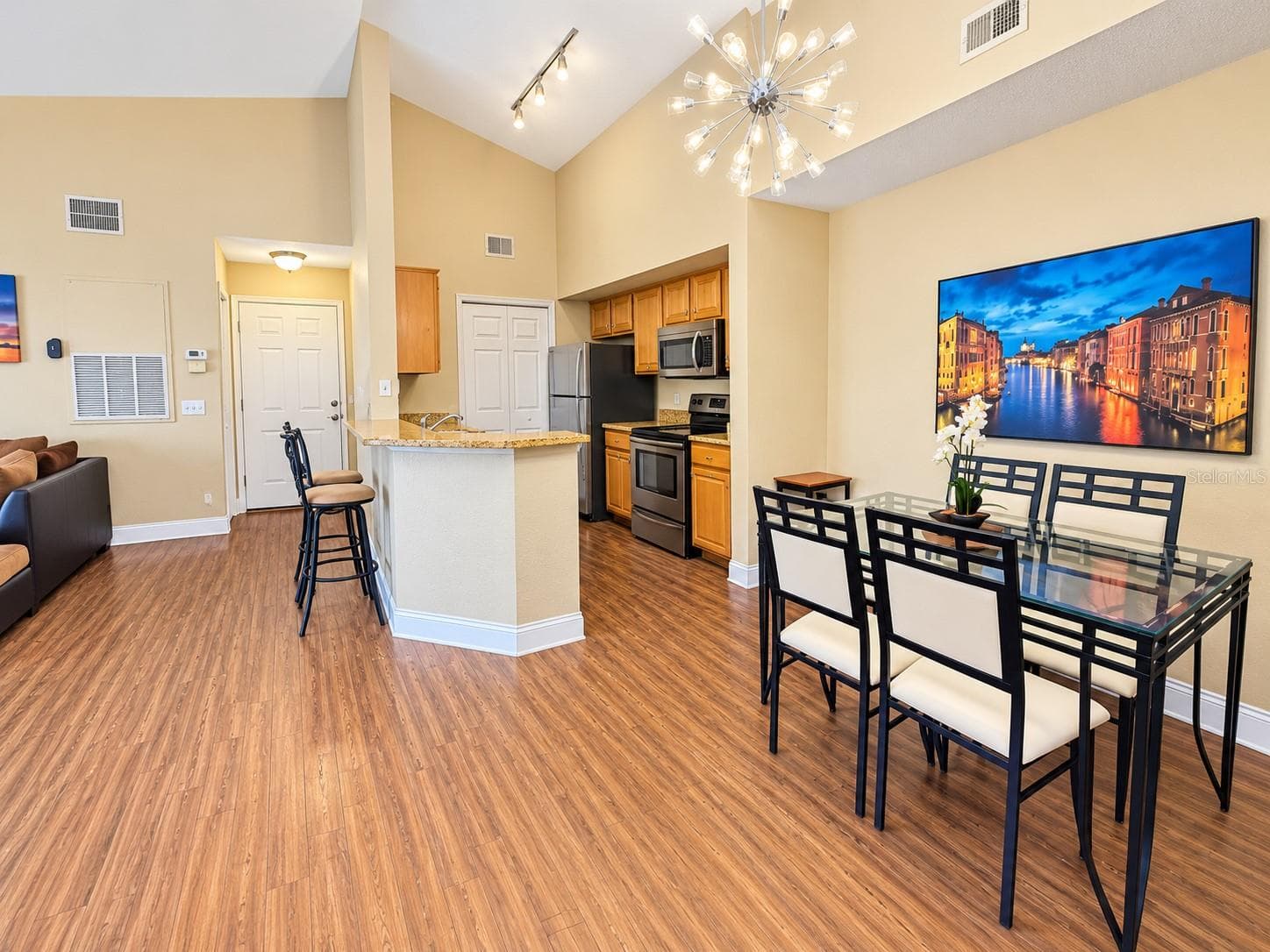 Condominium at 13016 PLANTATION PARK CIR #1134, ORLANDO, photo 5 of 26