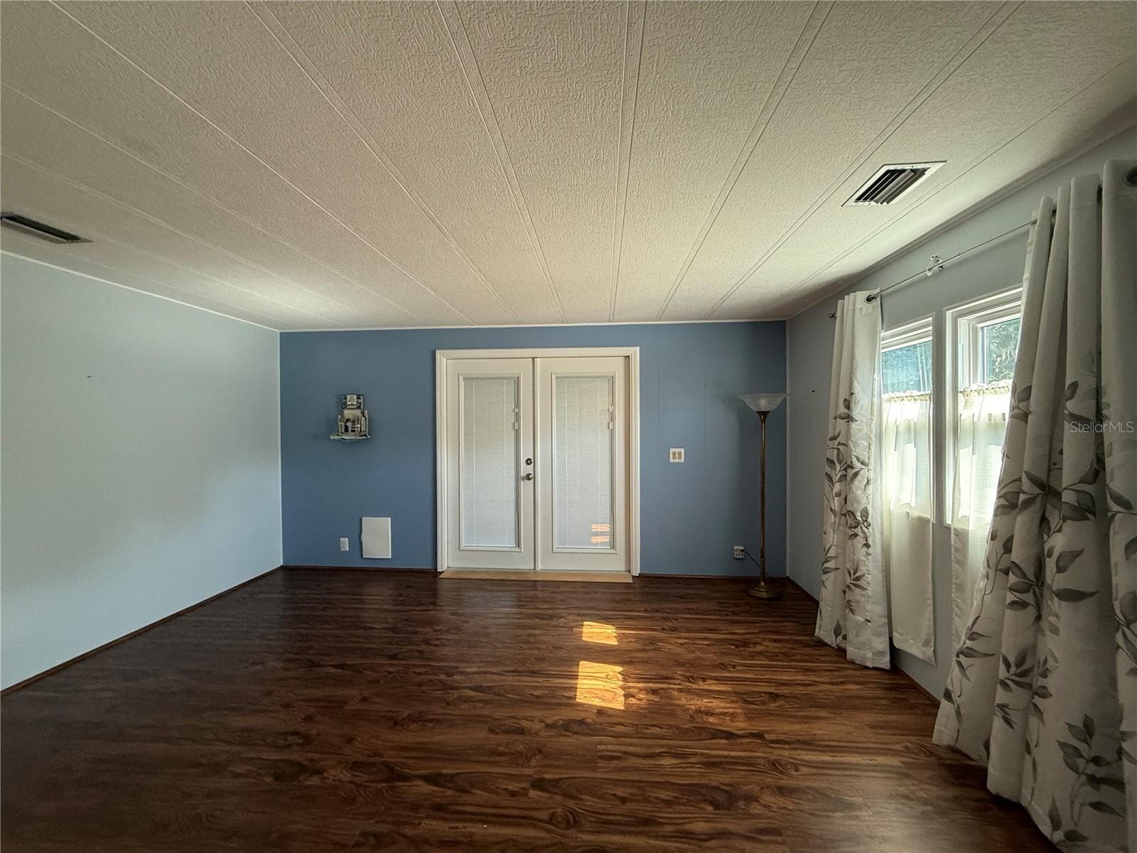 Manufactured Home at 17 N BOBWHITE RD, WILDWOOD, photo 17 of 42