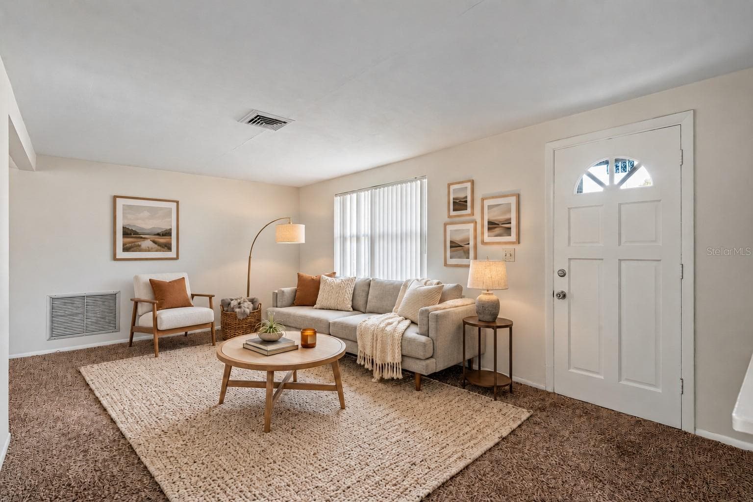 Living Room - 3350 WILTSHIRE DR, HOLIDAY