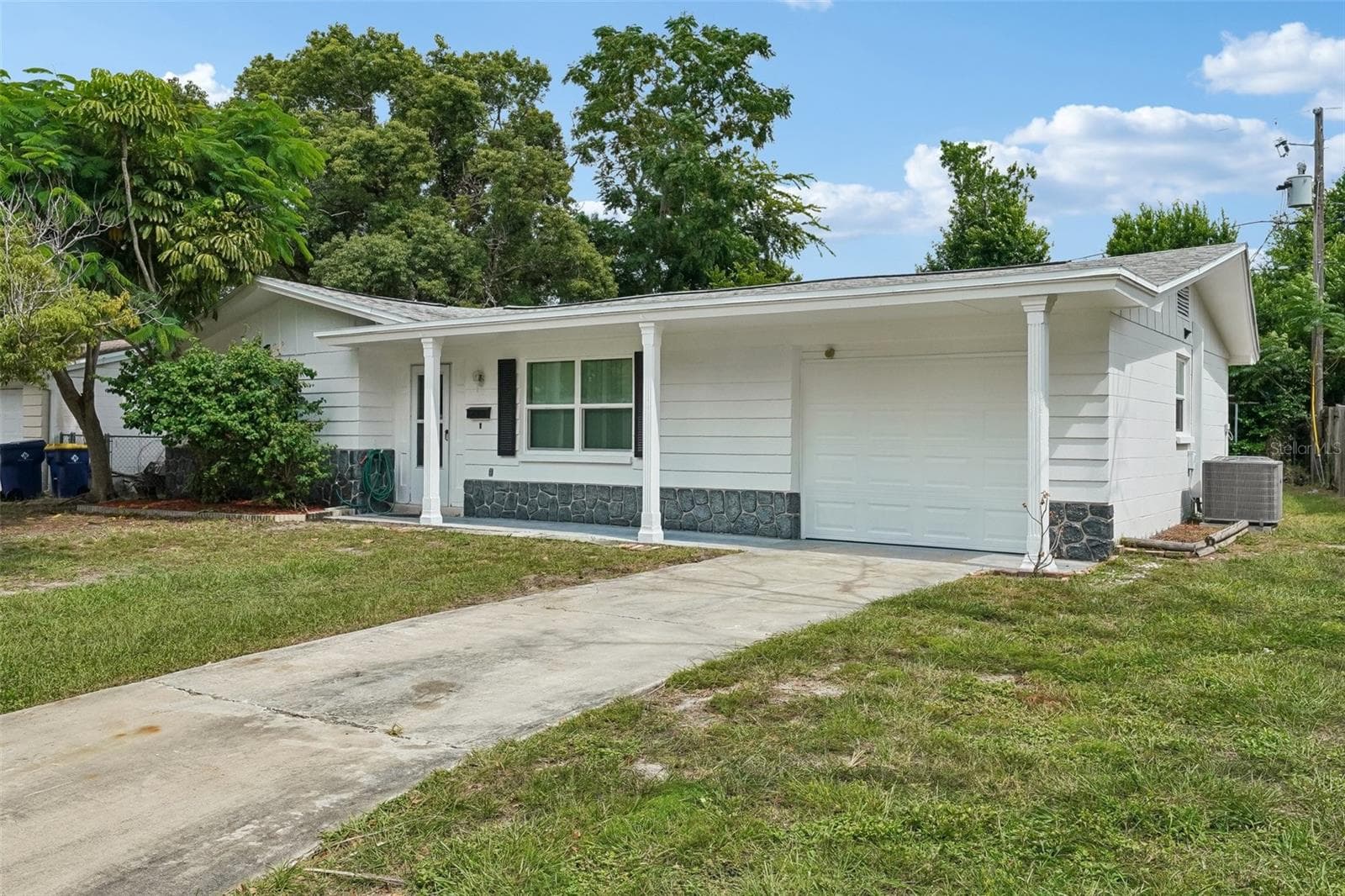 Single Family Residence at 3350 WILTSHIRE DR, HOLIDAY, photo 8 of 38