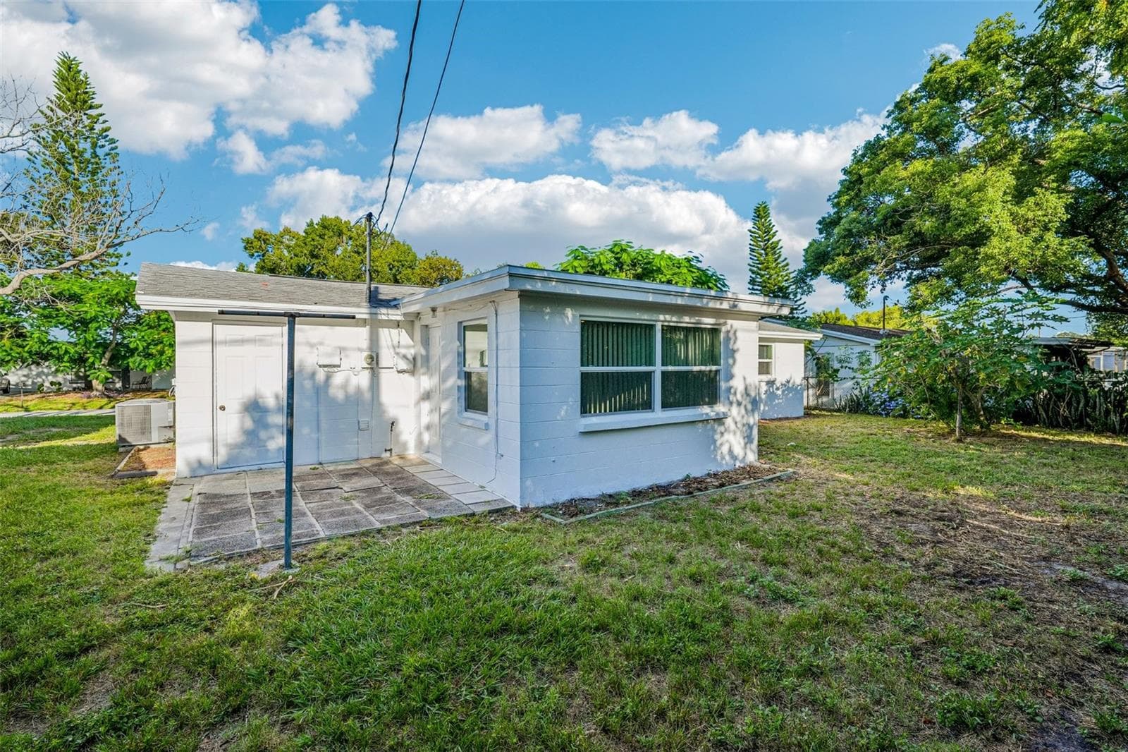 Single Family Residence at 3350 WILTSHIRE DR, HOLIDAY, photo 31 of 38
