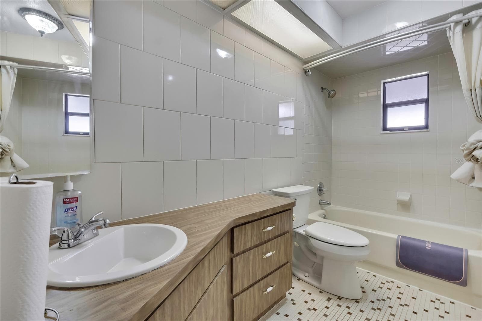 Single Family Residence at 8150 TRANQUIL DR, SPRING HILL, photo 14 of 49
