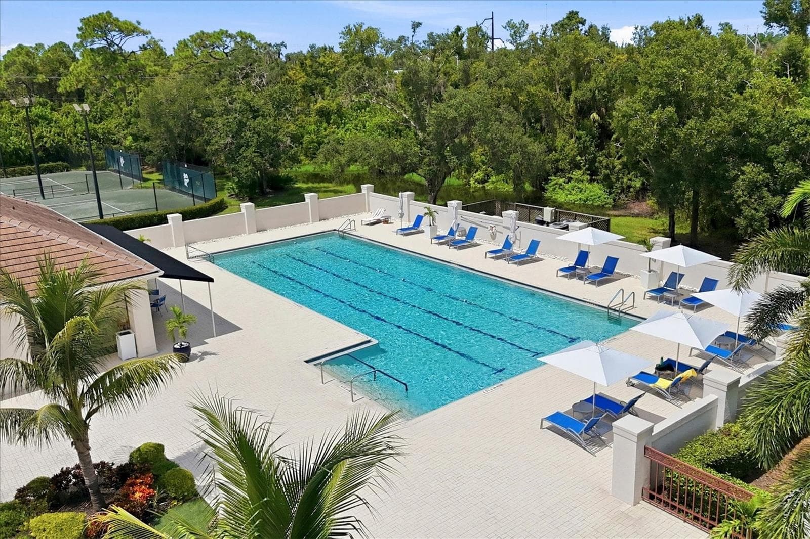 Community Pool - 10018 MARBELLA DR, BRADENTON