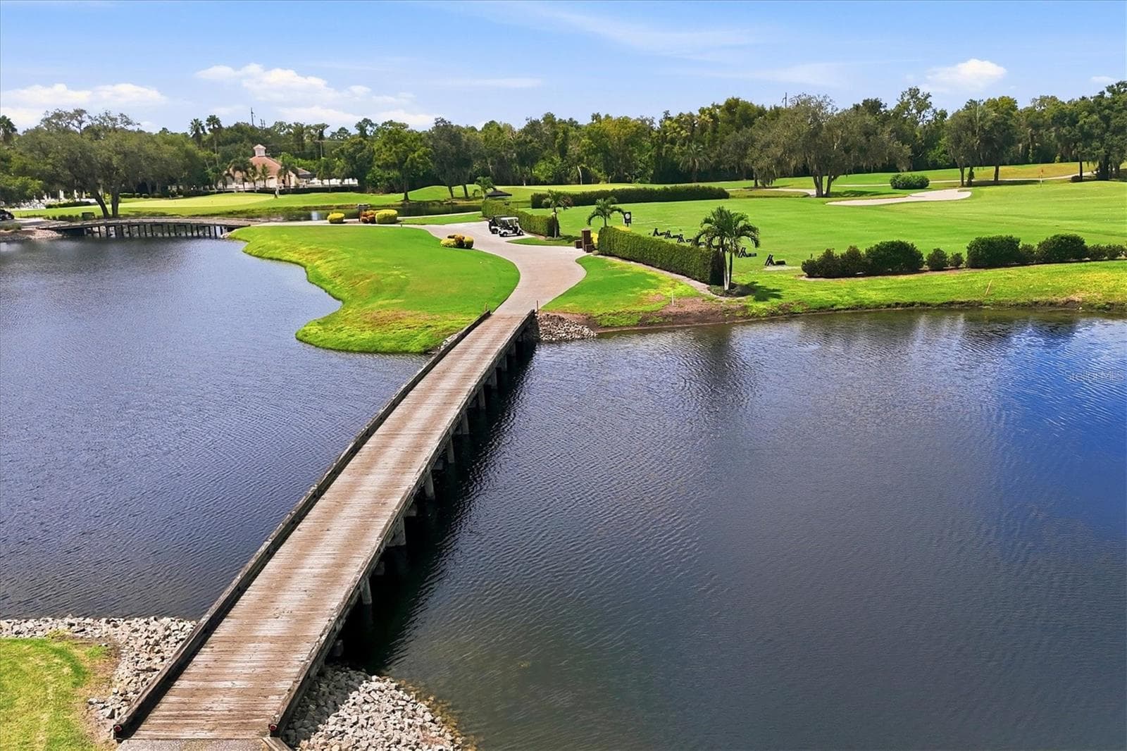 Beautiful Golf Course - 10018 MARBELLA DR, BRADENTON