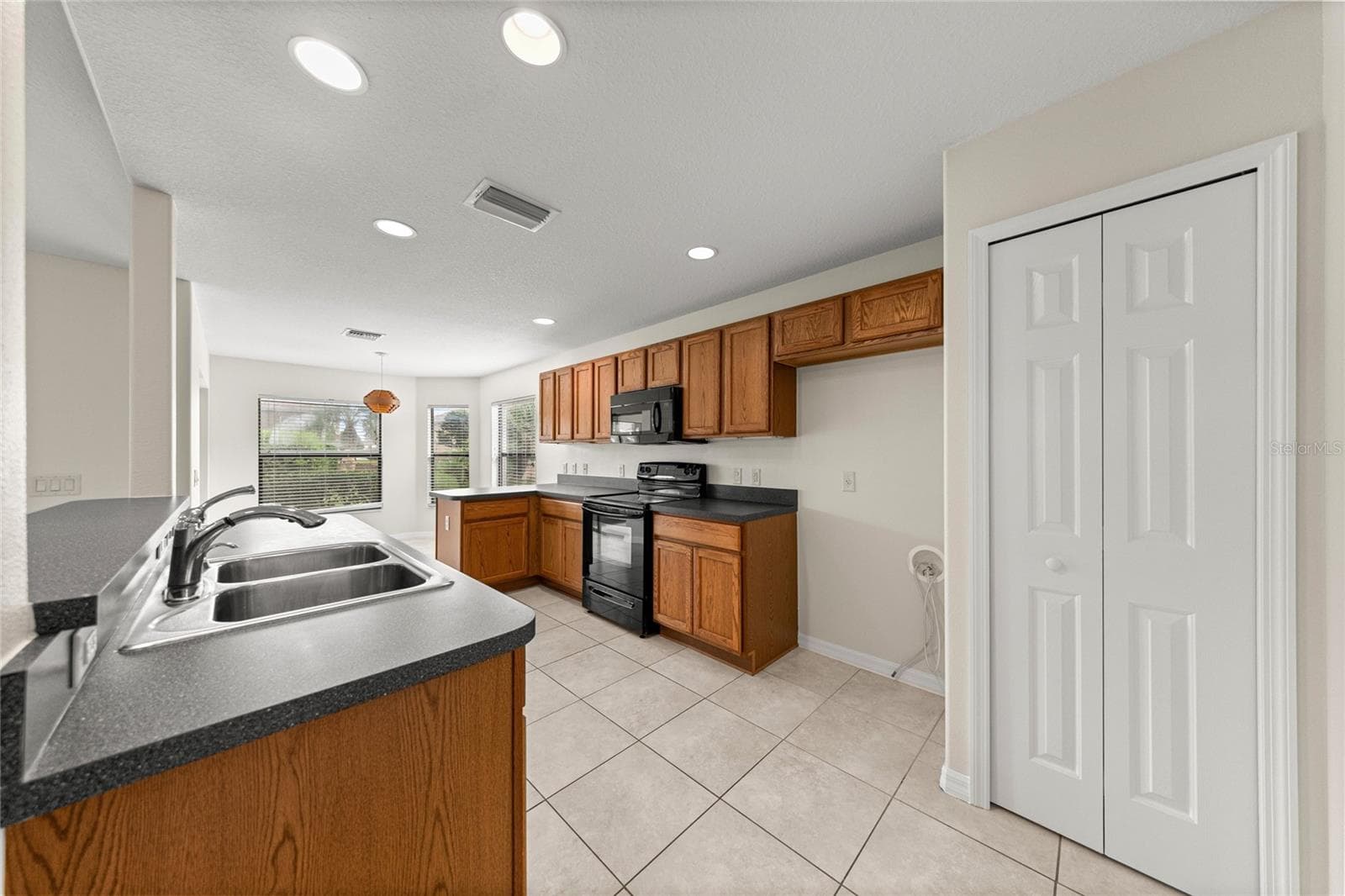 Single Family Residence at 16424 SW 14TH AVENUE RD, OCALA, photo 26 of 69