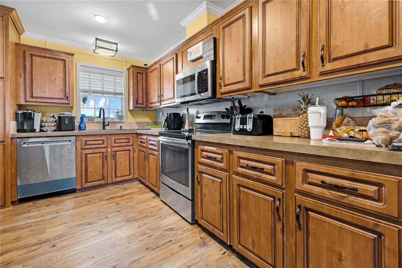 Manufactured Home at 1836 SE 32ND ST, OKEECHOBEE, photo 17 of 47