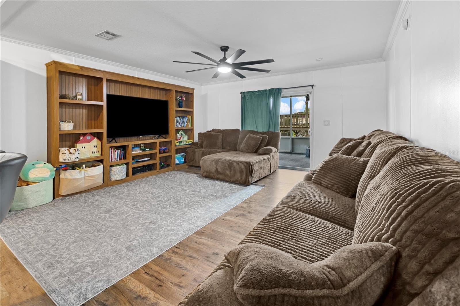 Manufactured Home at 1836 SE 32ND ST, OKEECHOBEE, photo 19 of 47