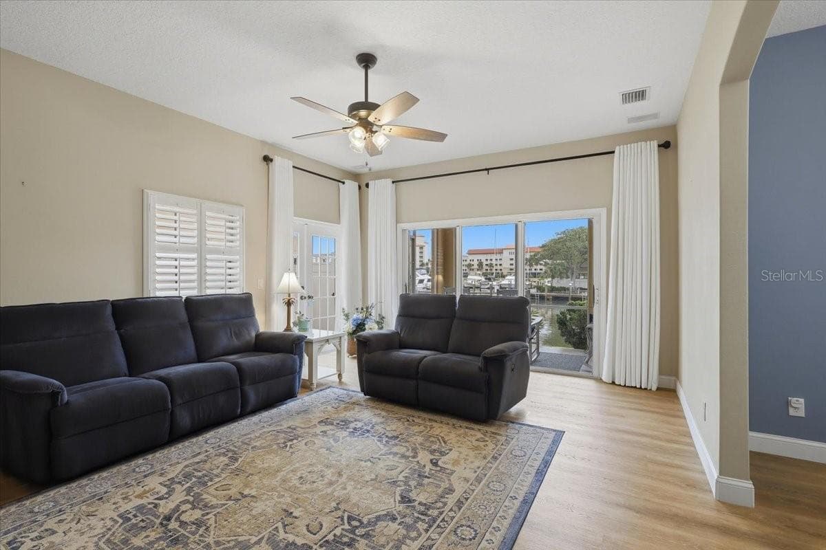 Cozy family room overlooking gorgeous water views - 2 MARINA POINT PL, PALM COAST
