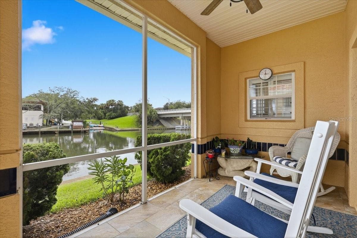 Breathtaking views - 2 MARINA POINT PL, PALM COAST