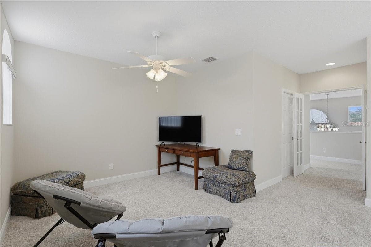 Separate sitting area - 2 MARINA POINT PL, PALM COAST