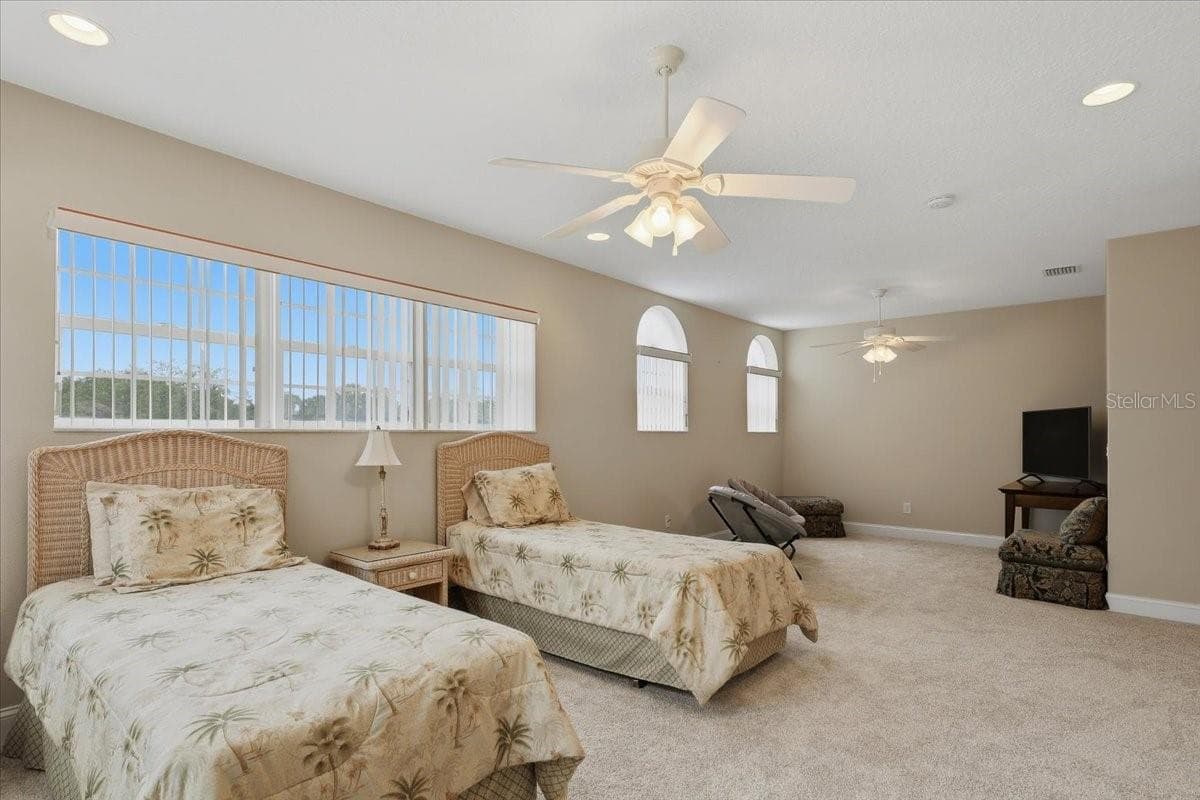 Full view of the room - 2 MARINA POINT PL, PALM COAST