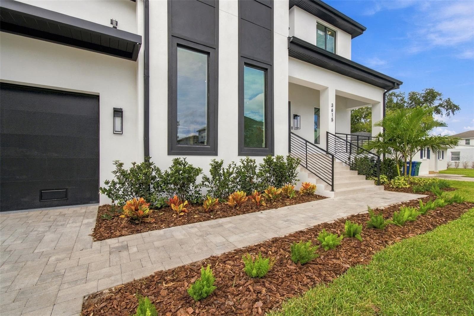 Single Family Residence at 3615 S LIGHTNER DR, TAMPA, photo 4 of 91