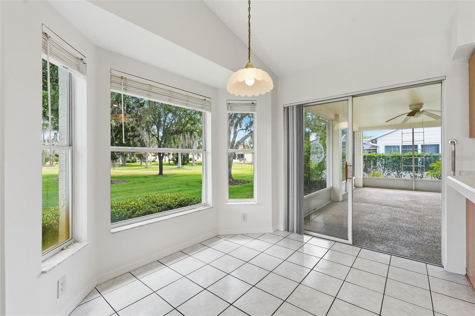 Breakfast Nook - 1444 CANBERLEY CT, NEW PORT RICHEY