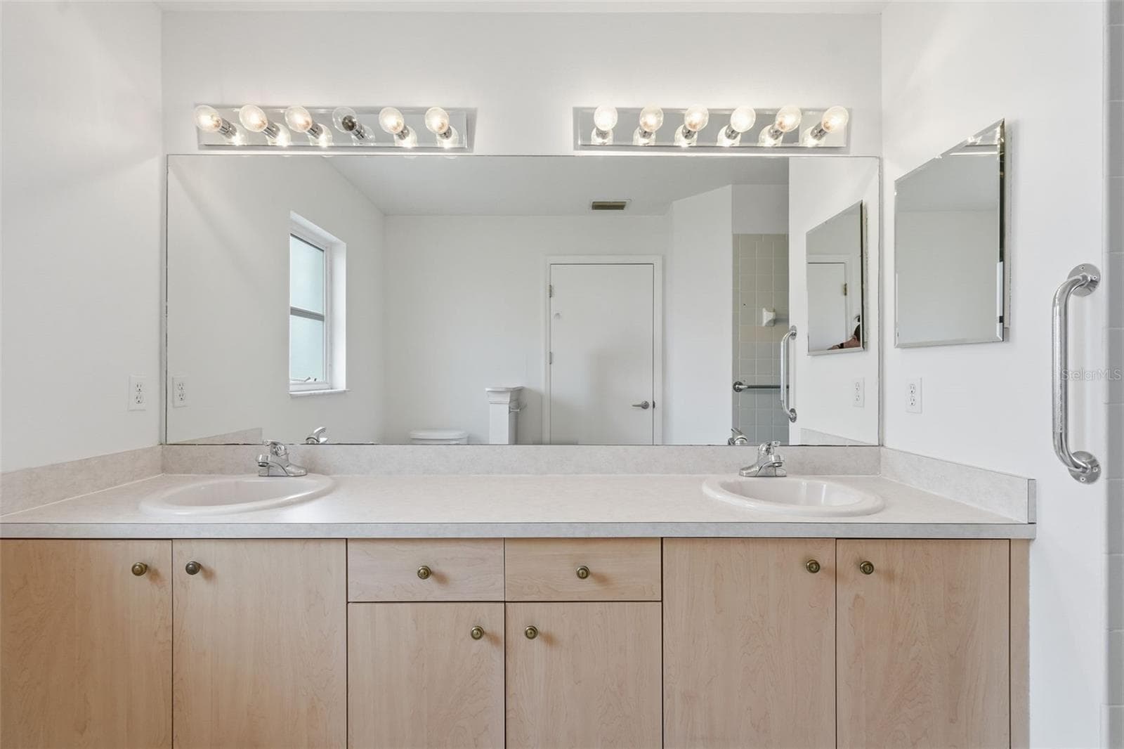Primary Bath - 1444 CANBERLEY CT, NEW PORT RICHEY
