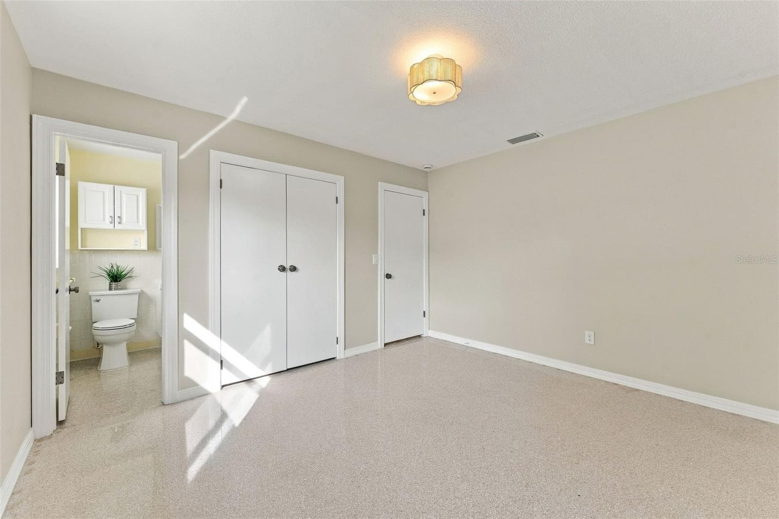 Single Family Residence at 2116 W MINNEHAHA ST, TAMPA, photo 24 of 46