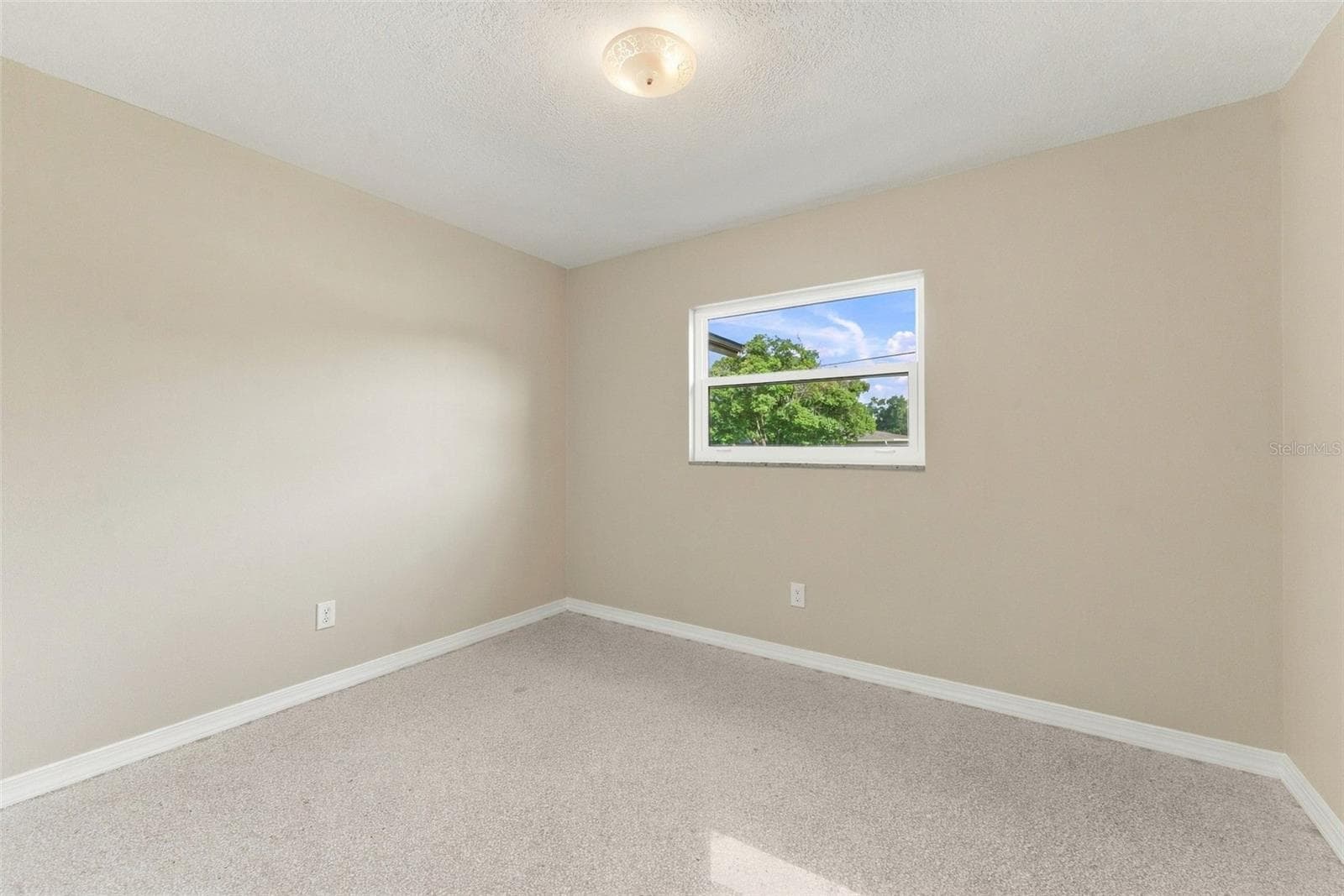 Single Family Residence at 2116 W MINNEHAHA ST, TAMPA, photo 29 of 46