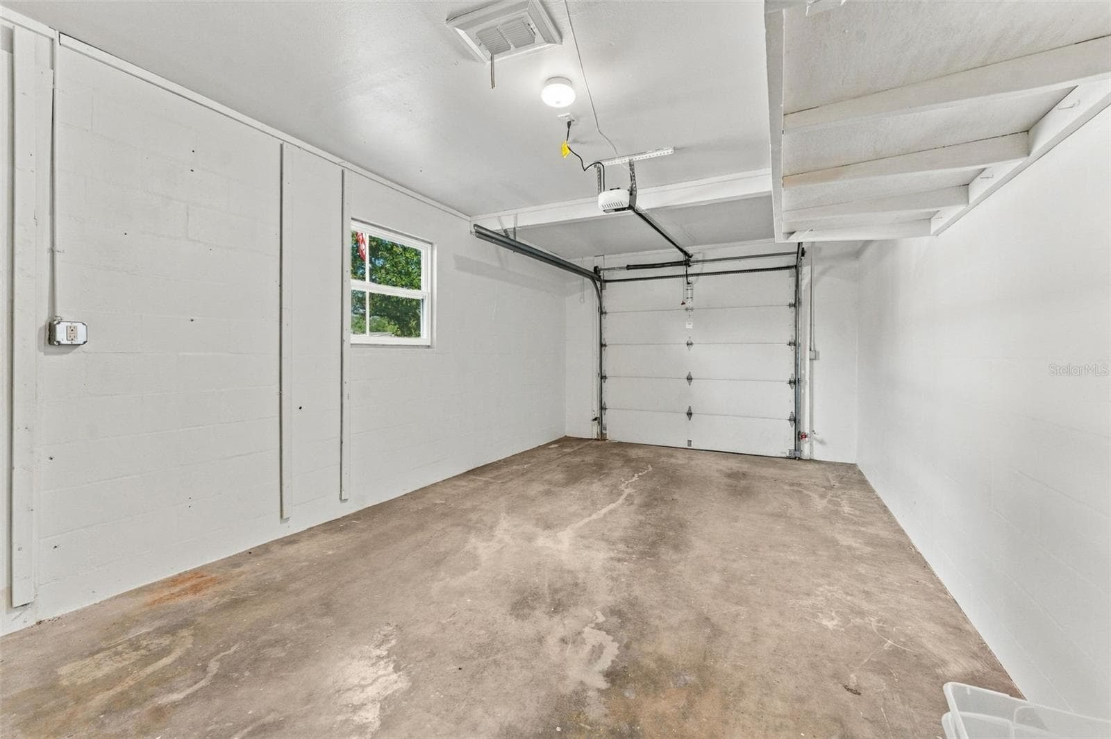 Single Family Residence at 2116 W MINNEHAHA ST, TAMPA, photo 35 of 46