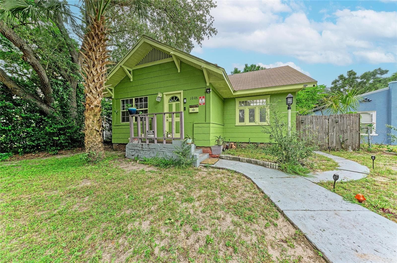 1005 16TH AVE S
