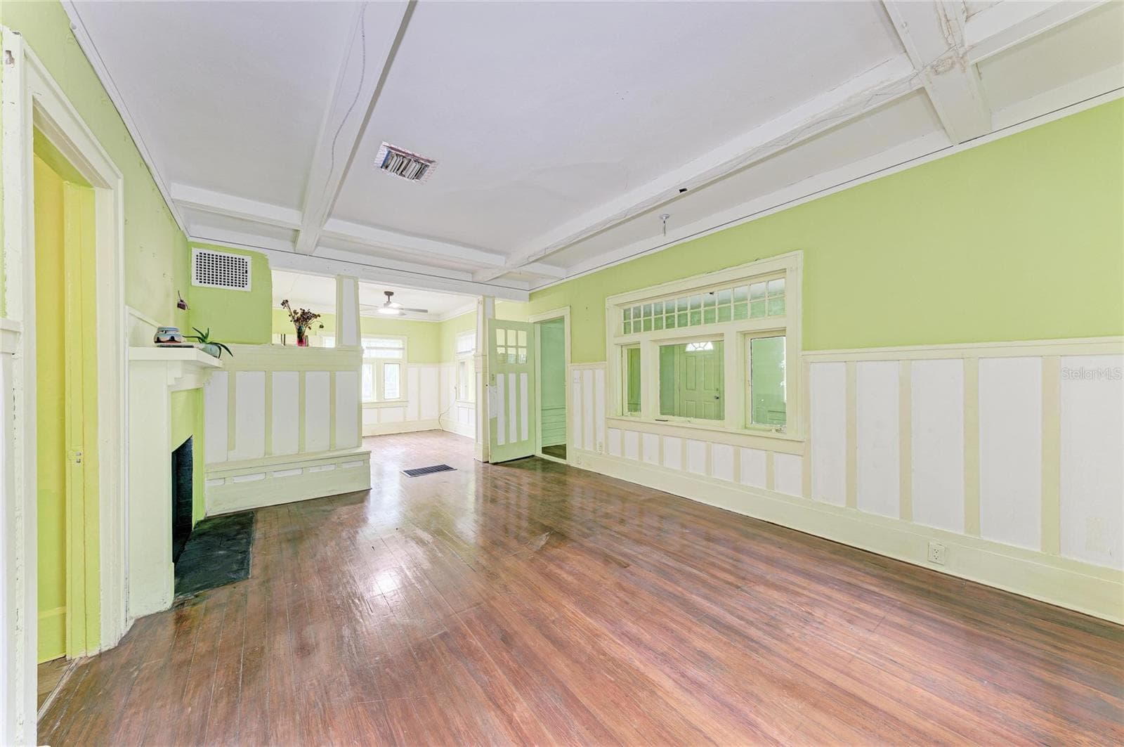 Single Family Residence at 1005 16TH AVE S, ST PETERSBURG, photo 18 of 54