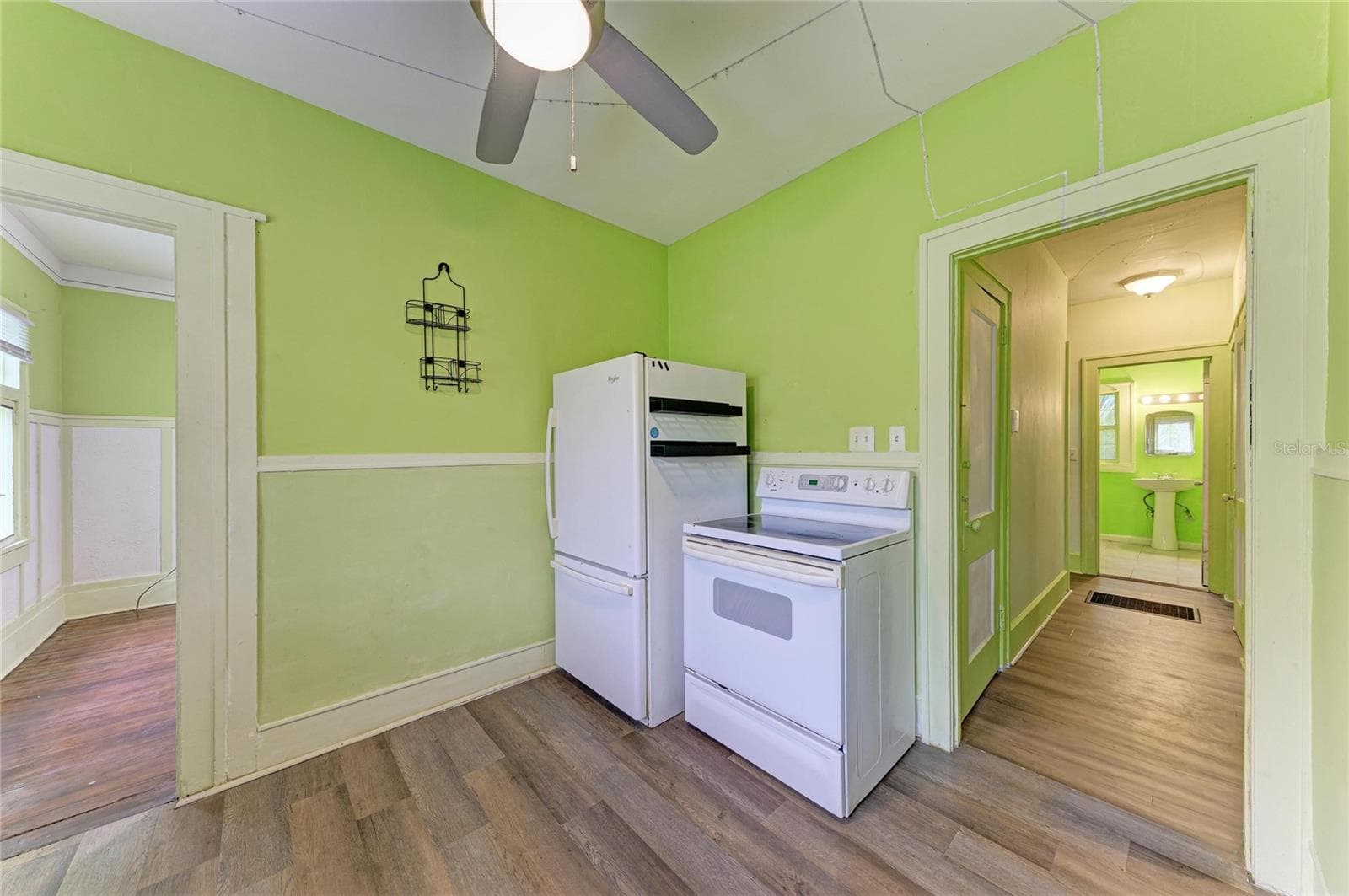 Single Family Residence at 1005 16TH AVE S, ST PETERSBURG, photo 22 of 54