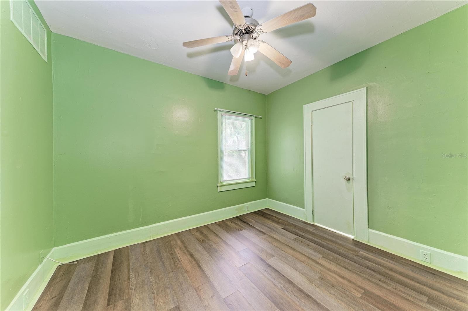 Single Family Residence at 1005 16TH AVE S, ST PETERSBURG, photo 29 of 54