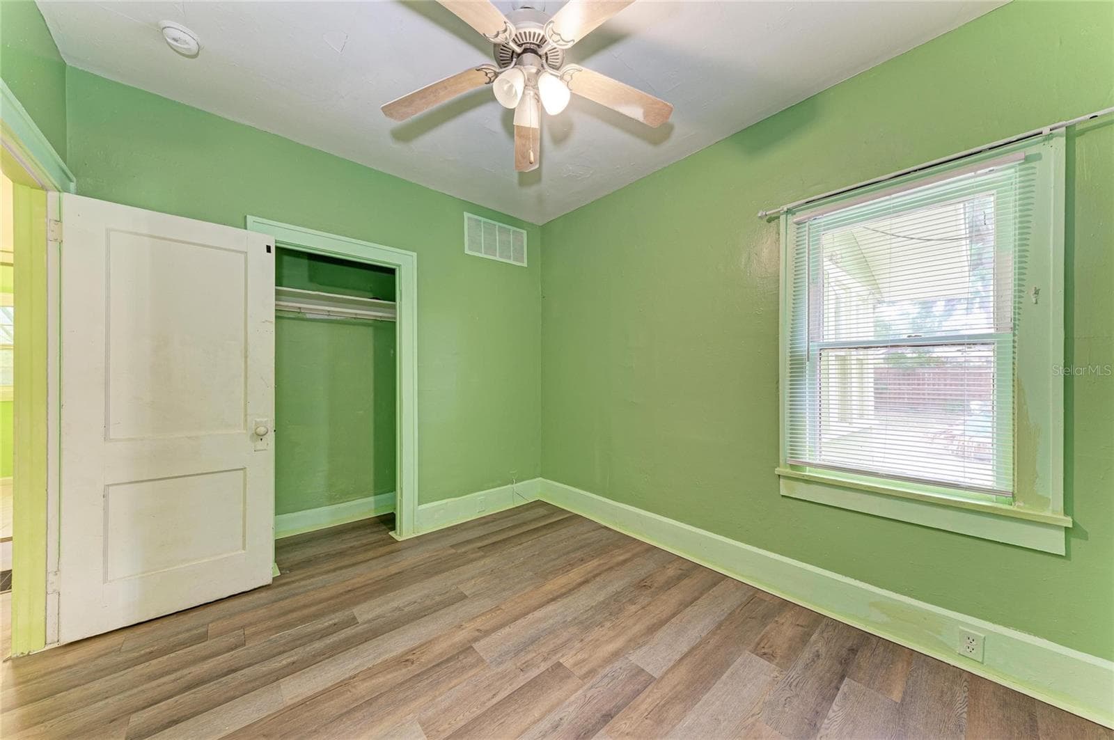 Single Family Residence at 1005 16TH AVE S, ST PETERSBURG, photo 31 of 54