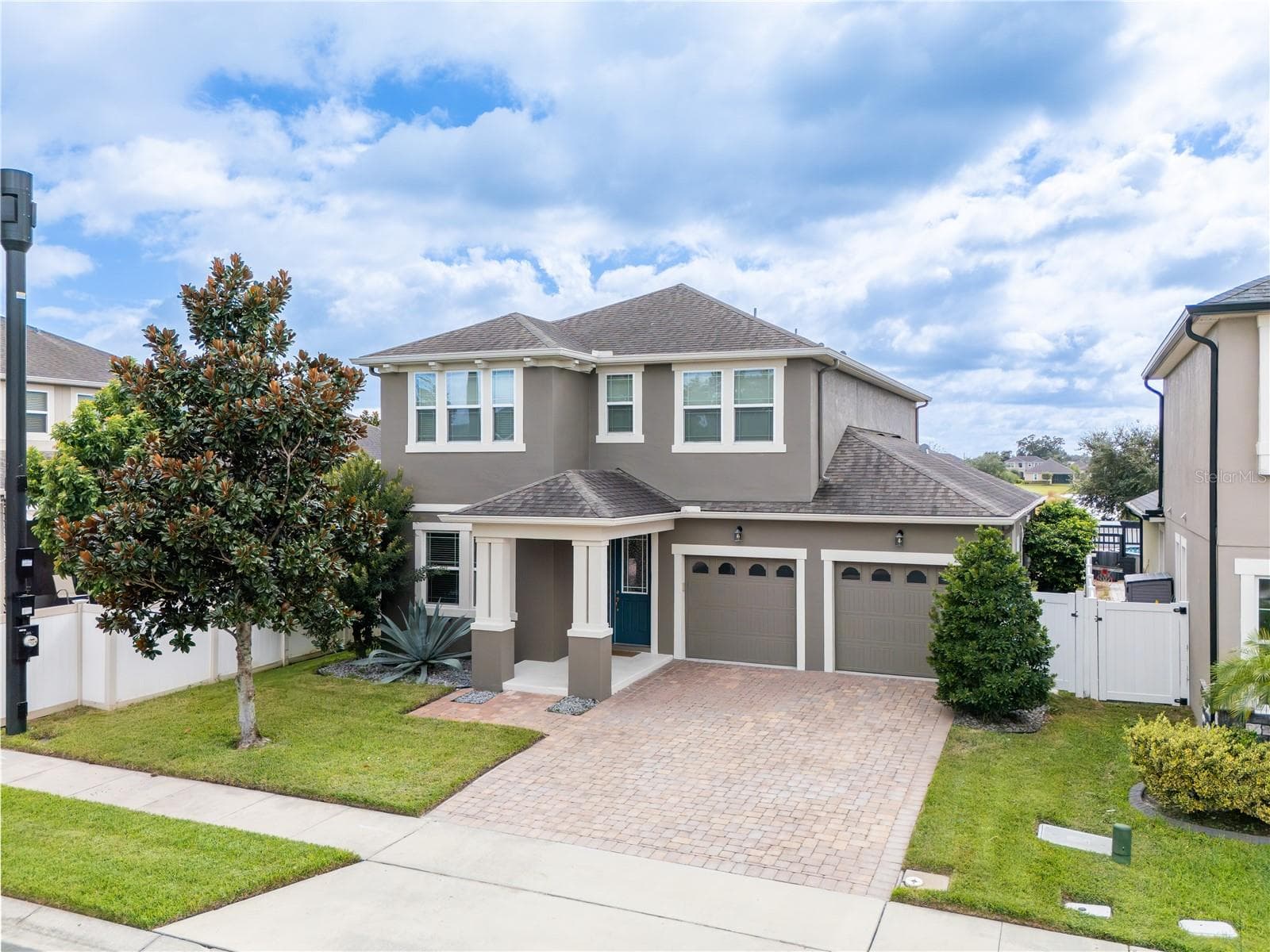 Single Family Residence at 2963 SERA BELLA WAY, KISSIMMEE, photo 2 of 58